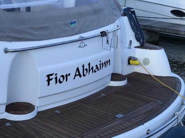 2001 Sealine F37