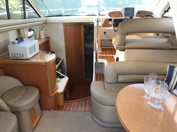 2001 Sealine F37