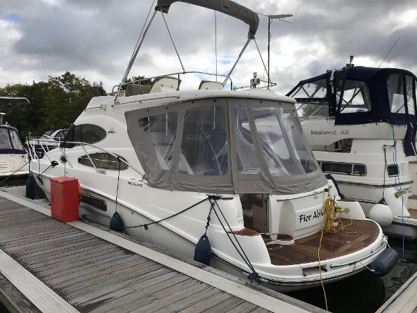 2001 Sealine F37