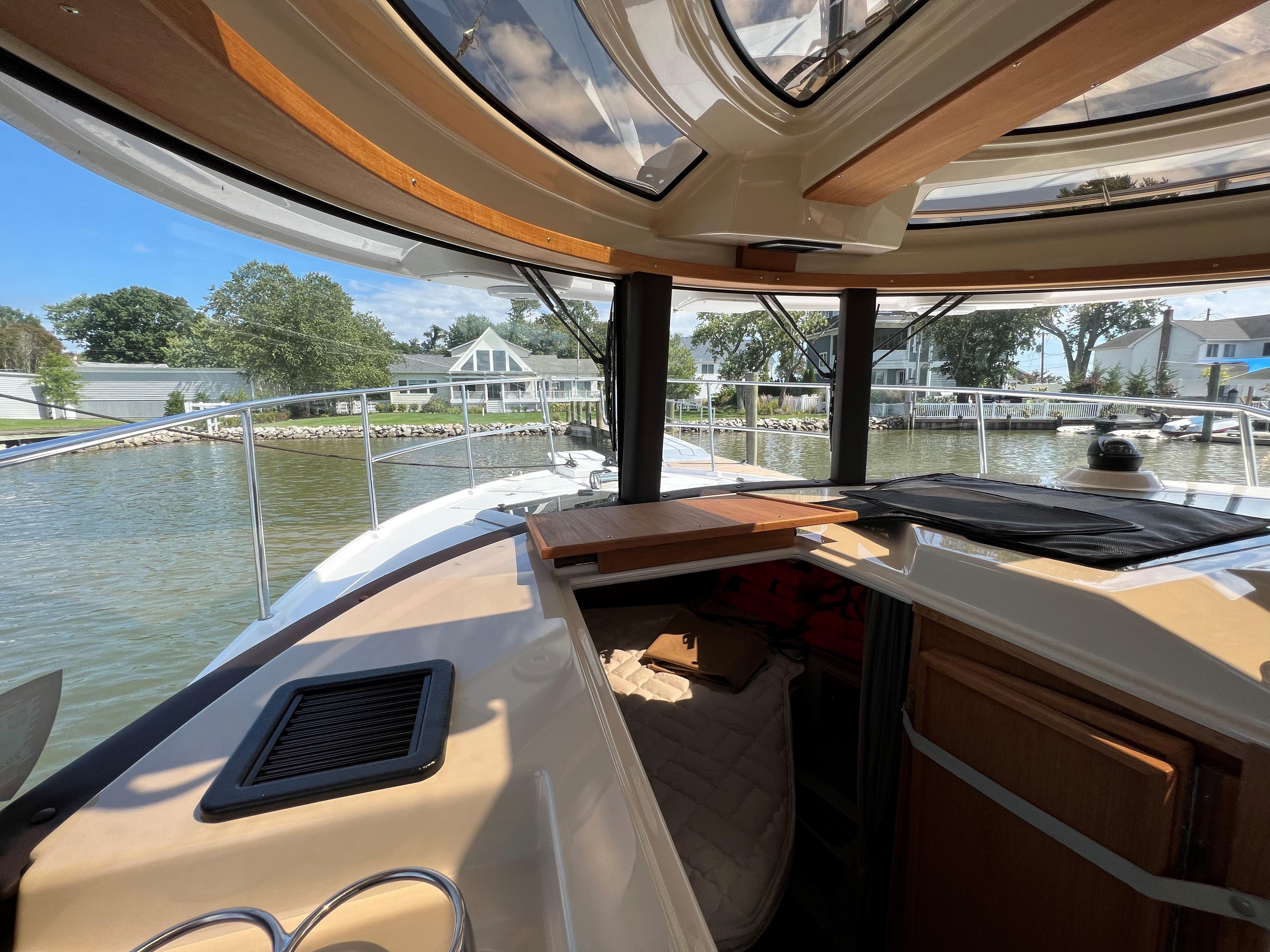 ADIONA Yacht Brokers Of Annapolis