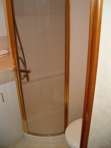 Guest Shower