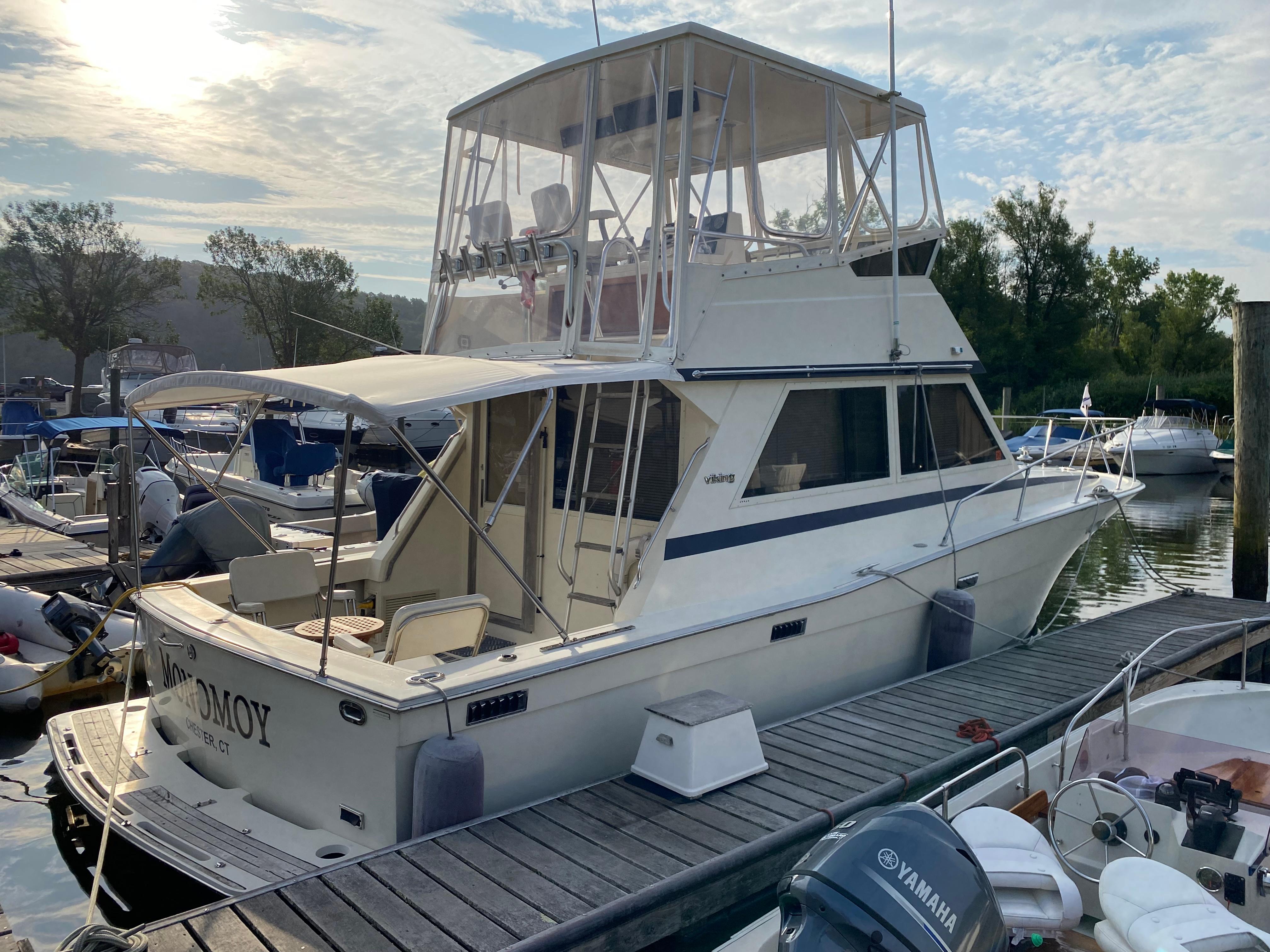 1986 Viking 35 Convertible-7