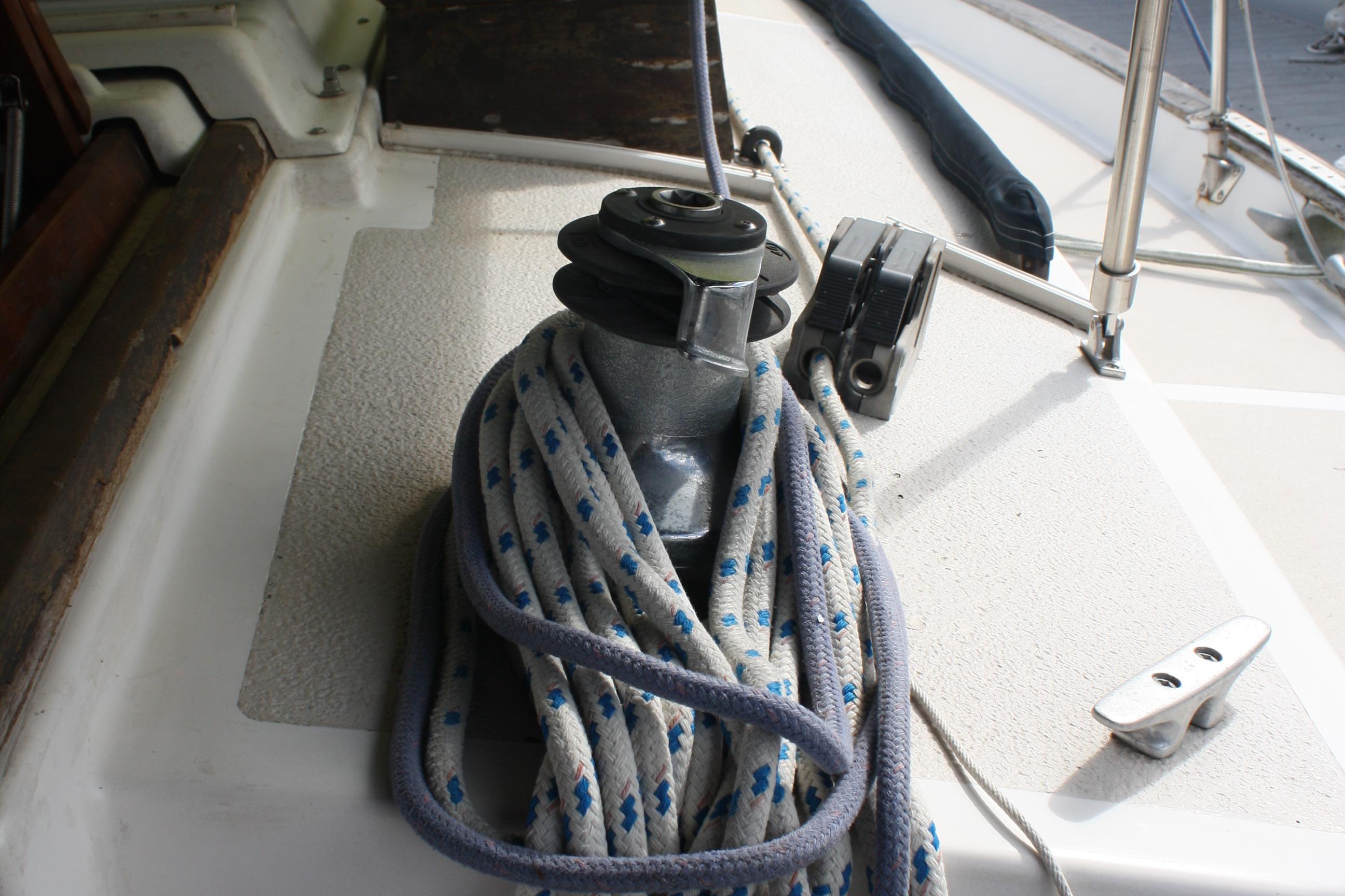 Cockpit Winch