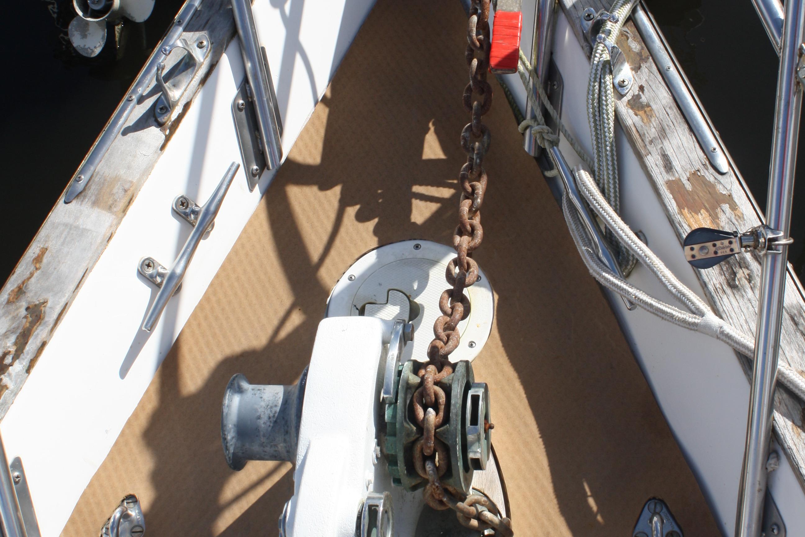 Manual Windlass