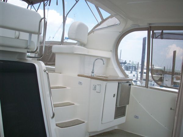 Aft Deck Wet Bar