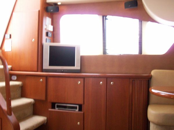 Entertainment Center to Port