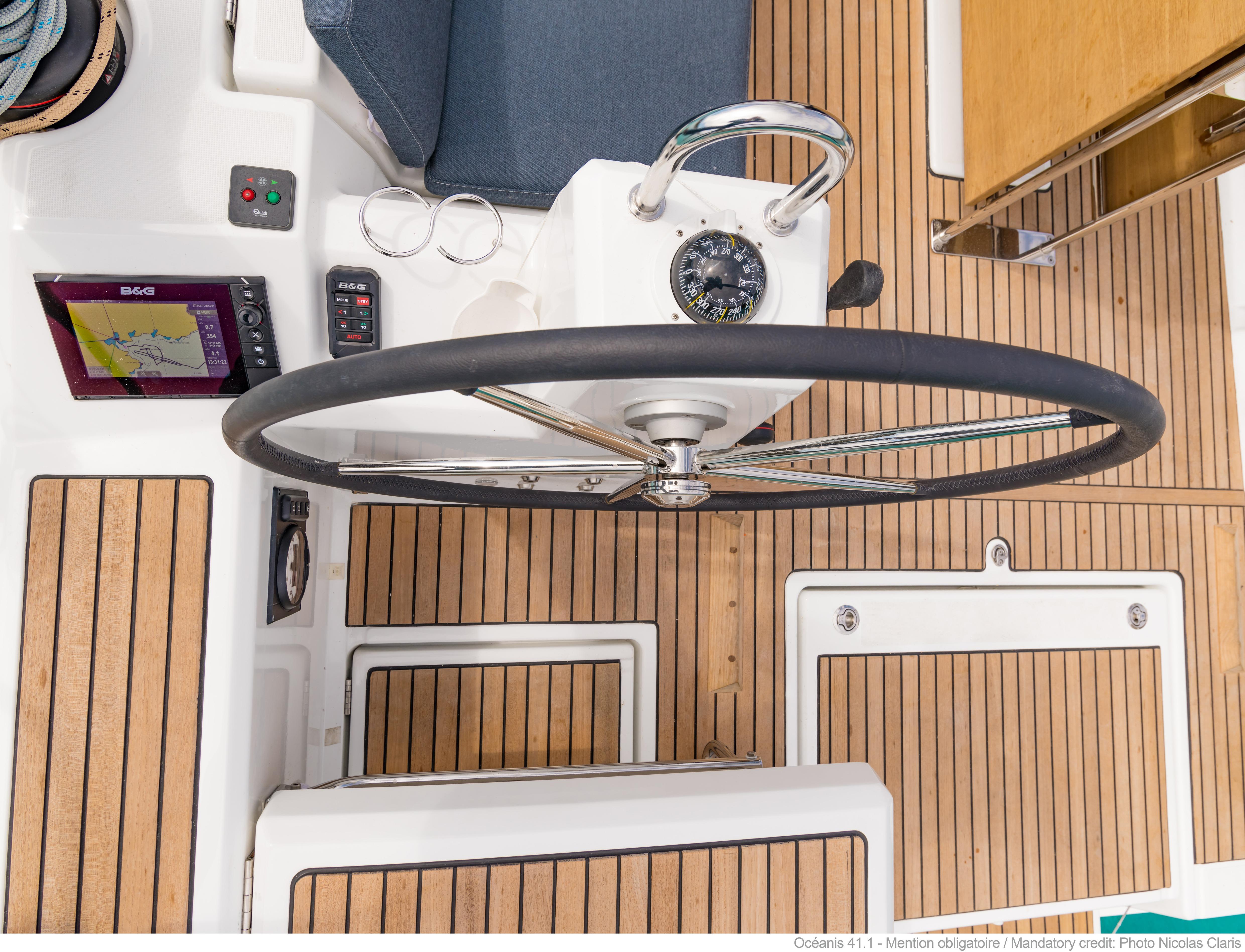 Yacht Photos Pics