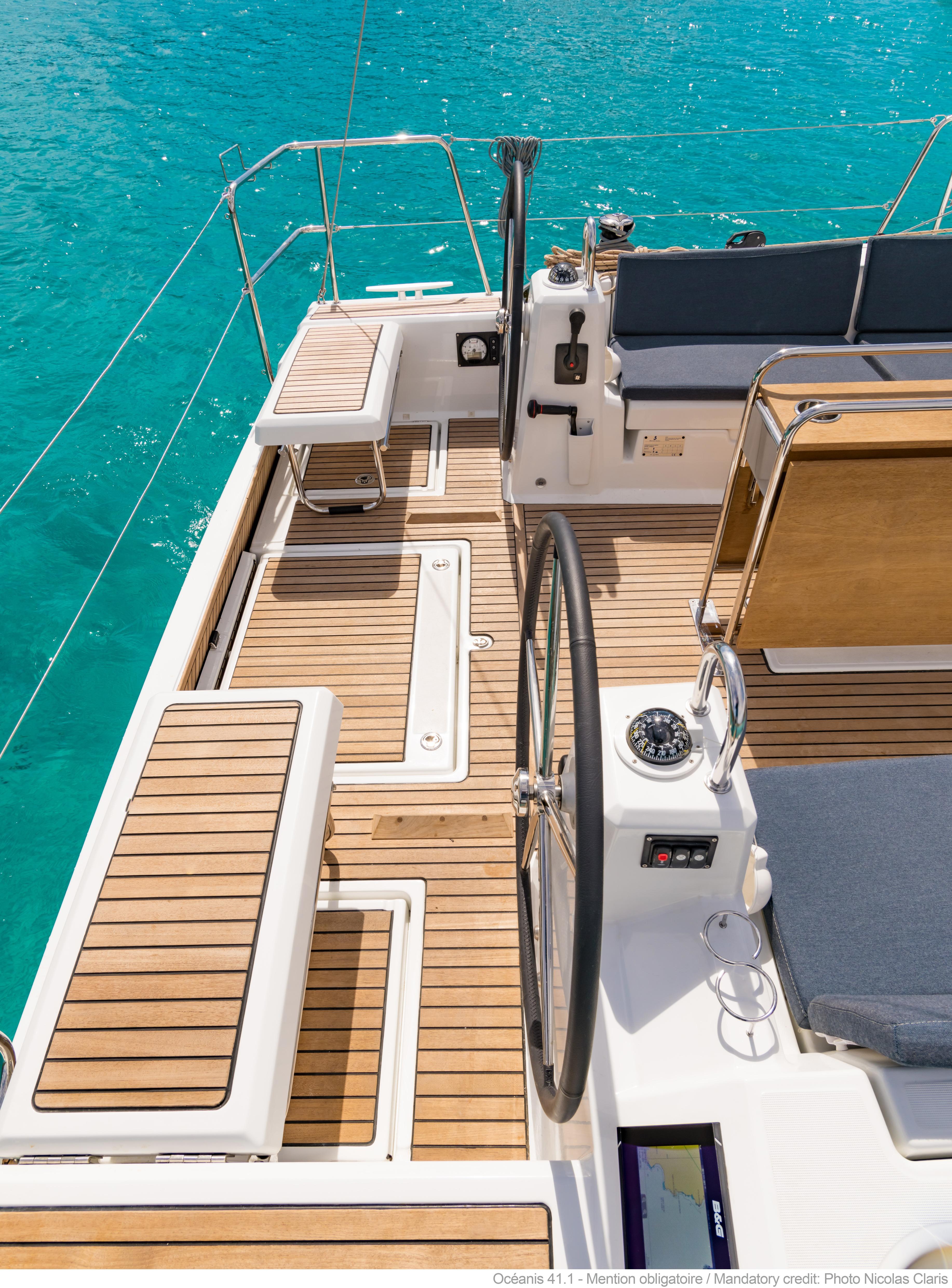 Yacht Photos Pics