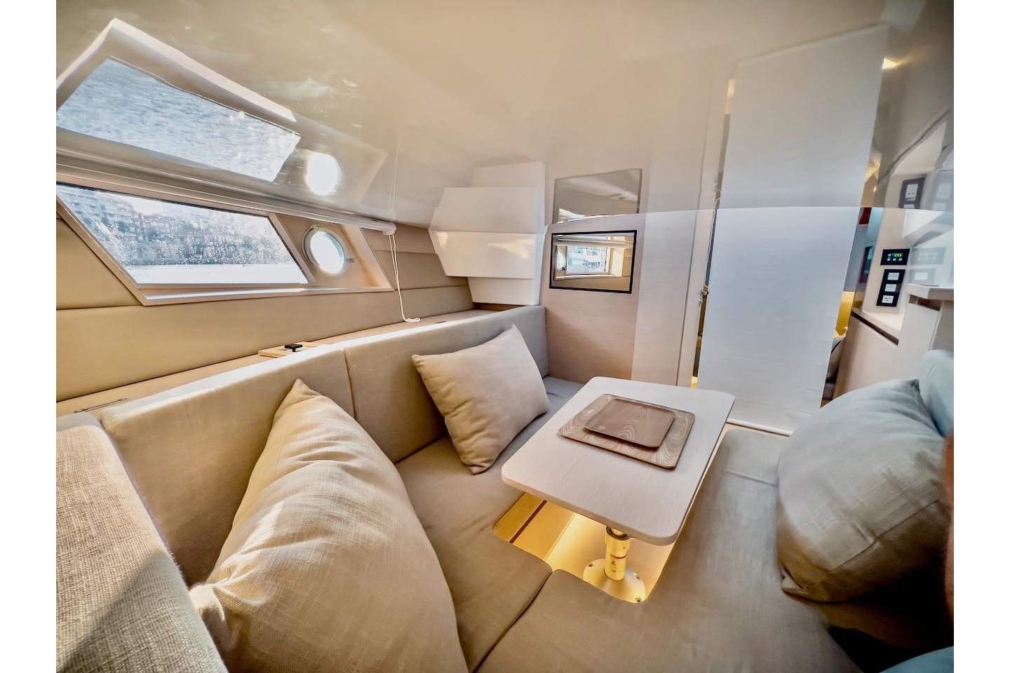 Tesoro-T40 Inboard 2022-OASIS FL-US-9744722 | Thumbnail