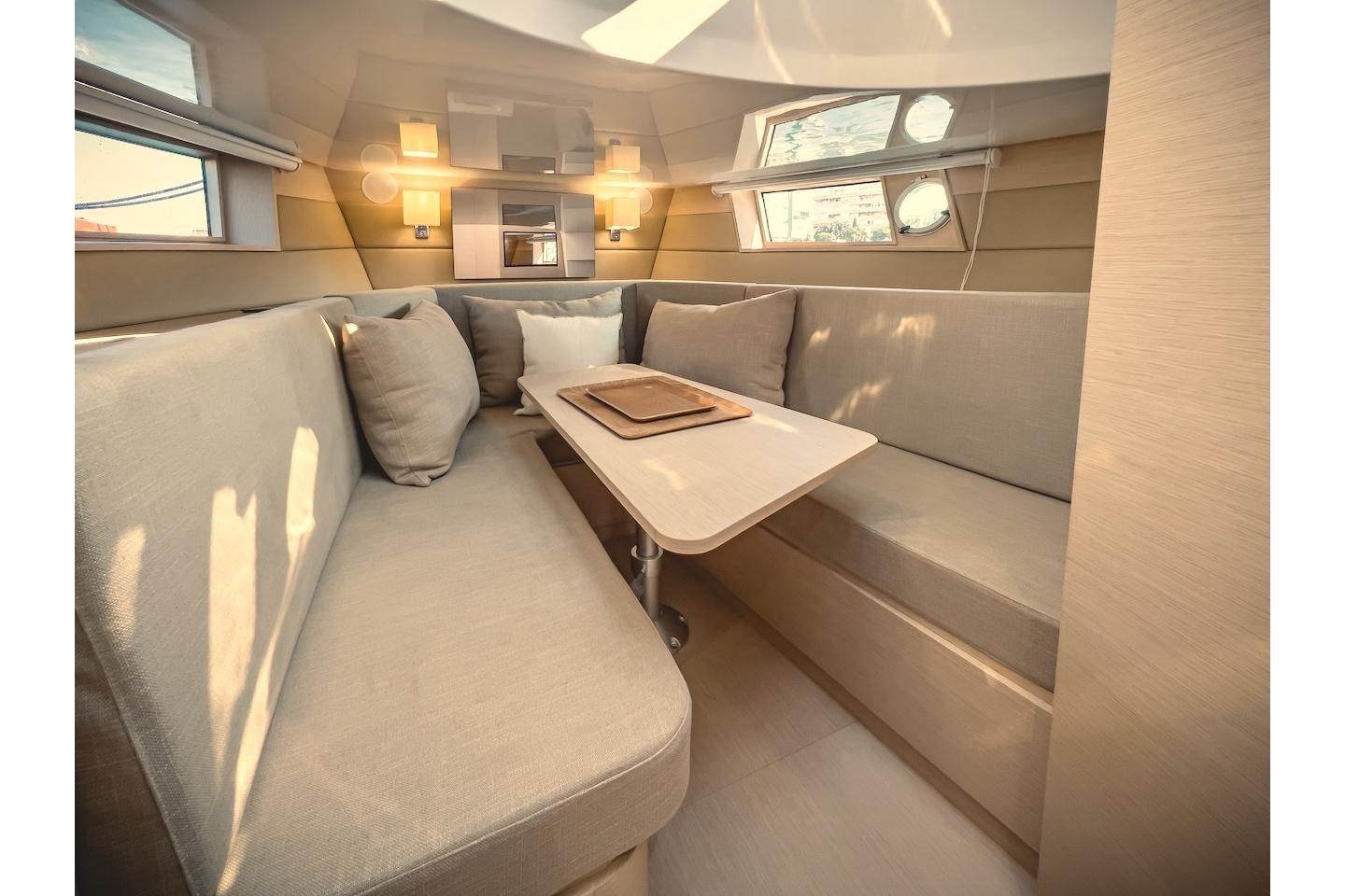 Tesoro-T40 Inboard 2022-OASIS FL-US-9744722 | Thumbnail