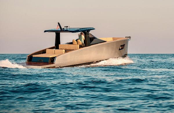 2022 Tesoro T40 Inboard