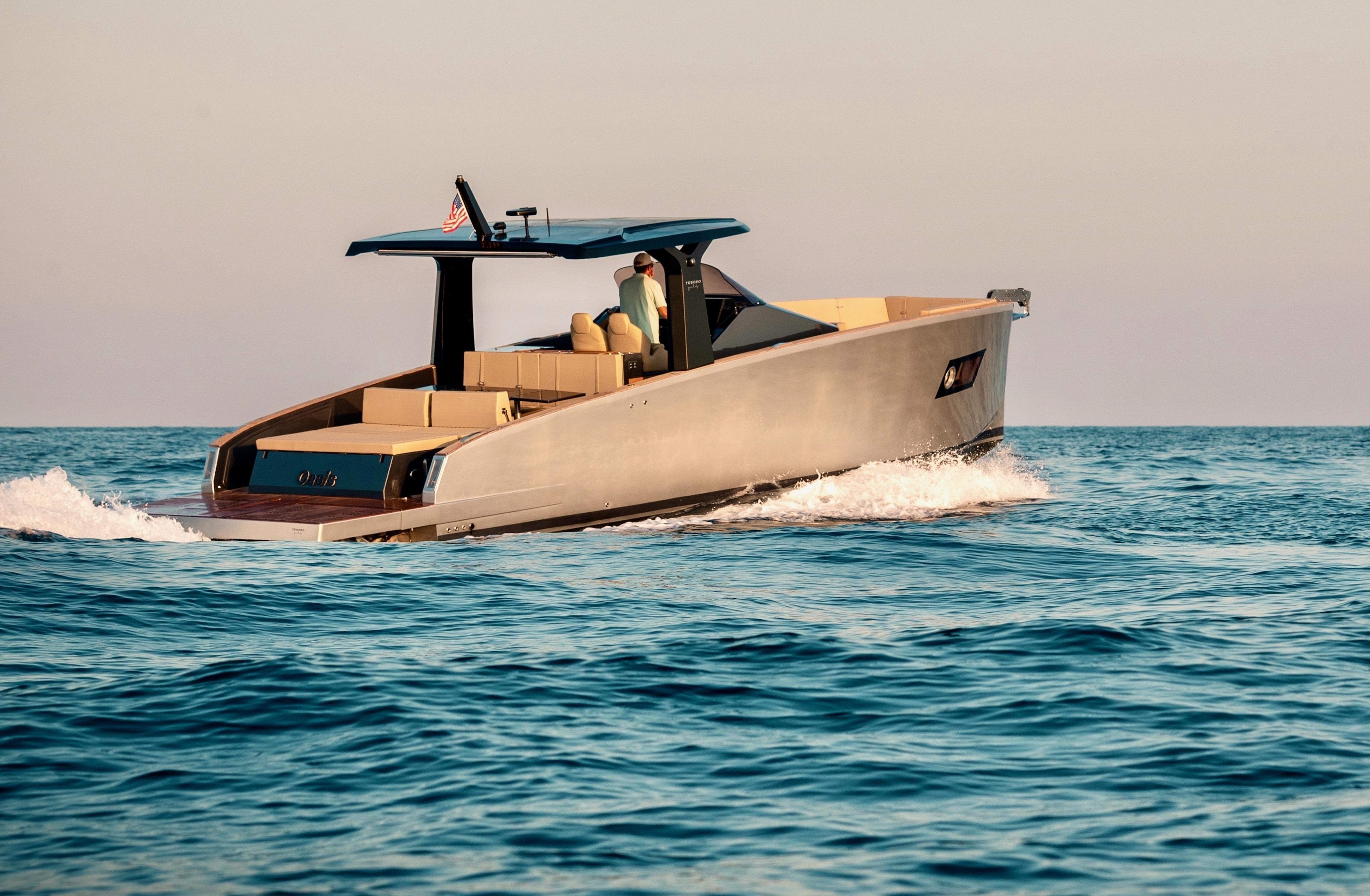 Tesoro-T40 Inboard 2022-OASIS FL-US-9744722