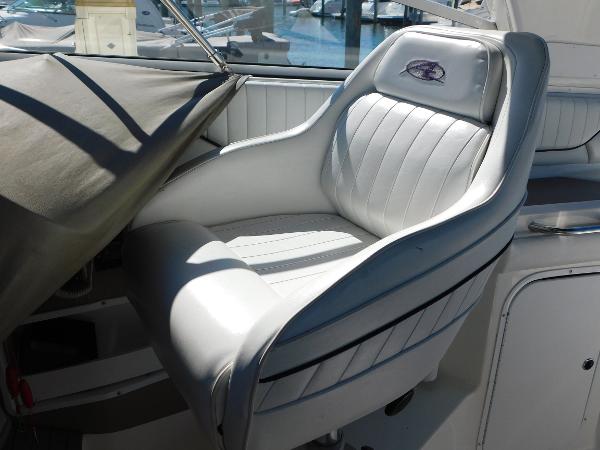 32' Bayliner, Listing Number 100890372, - Photo No. 22