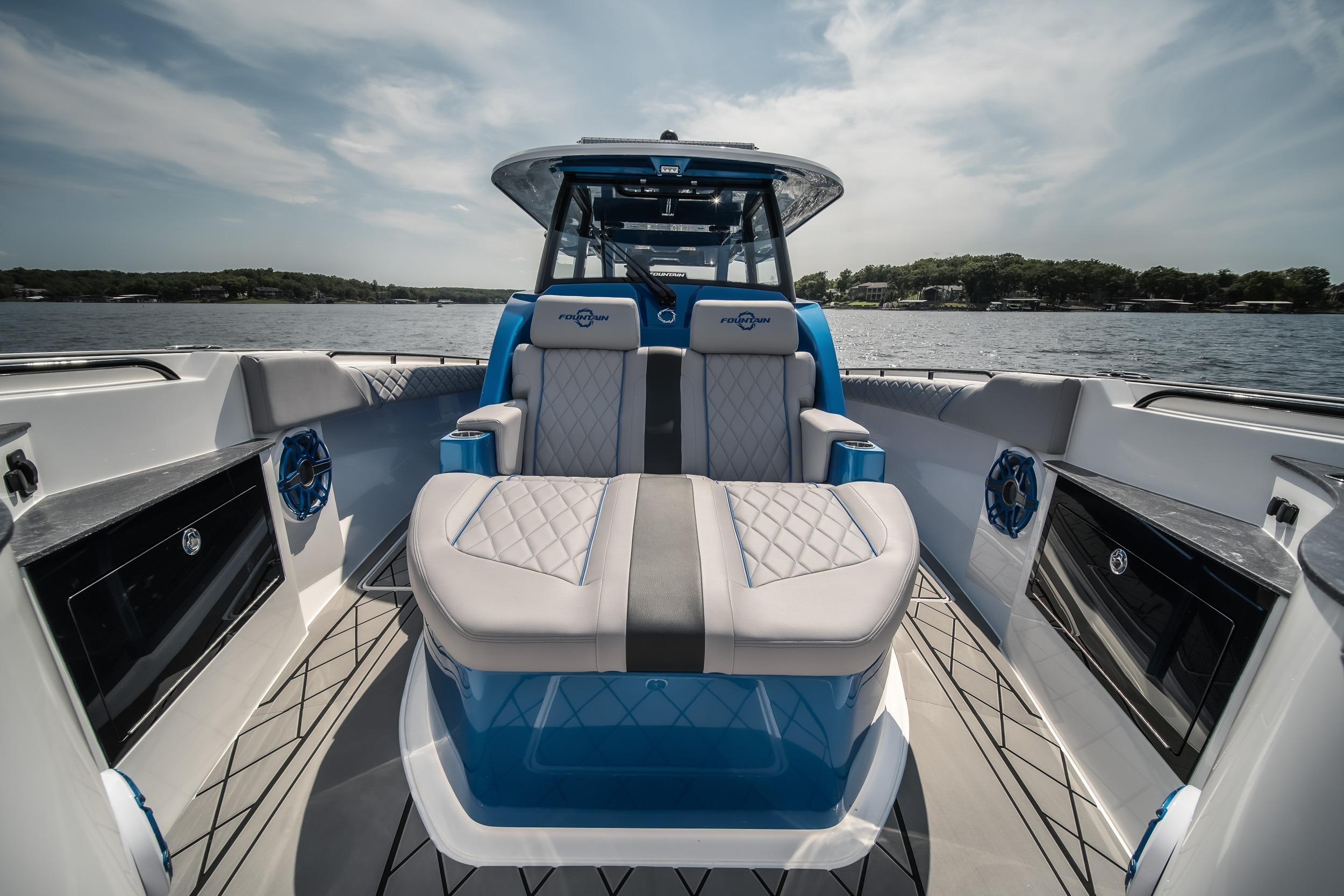 Fountain 43 SCX 2026 | HMY Yachts