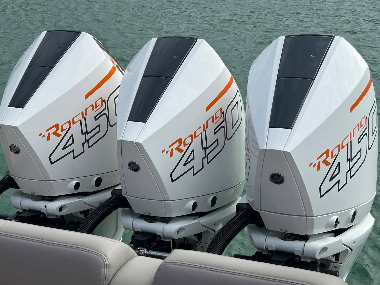 2022 Mystic Powerboats m3800