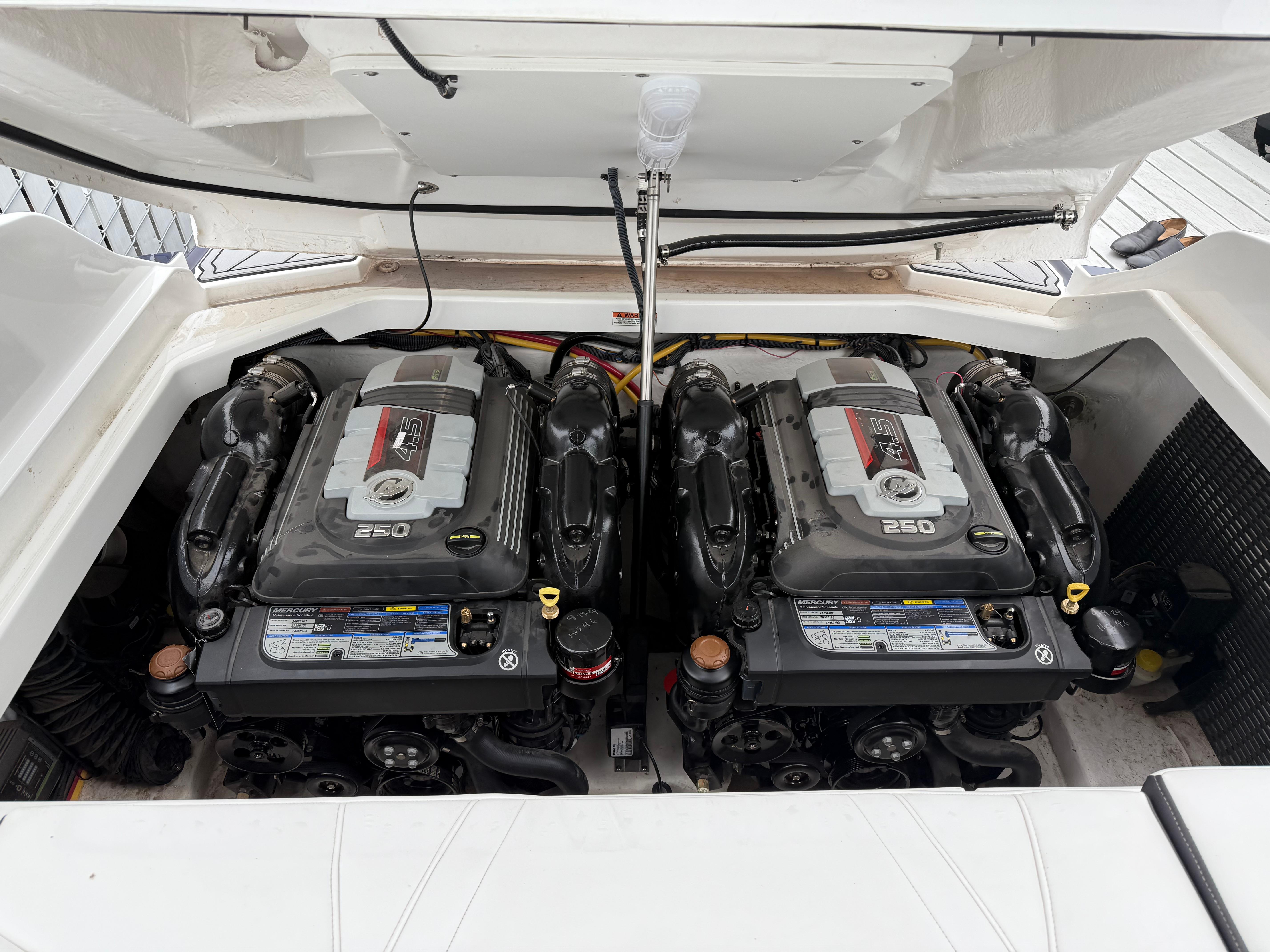 2021 Monterey 298SS #TMB412D inventory image at Sun Country Marine Group, Newport Beach 2021 Monterey 298SS #TMB412D inventory image at Sun Country Marine Group, Newport Beach