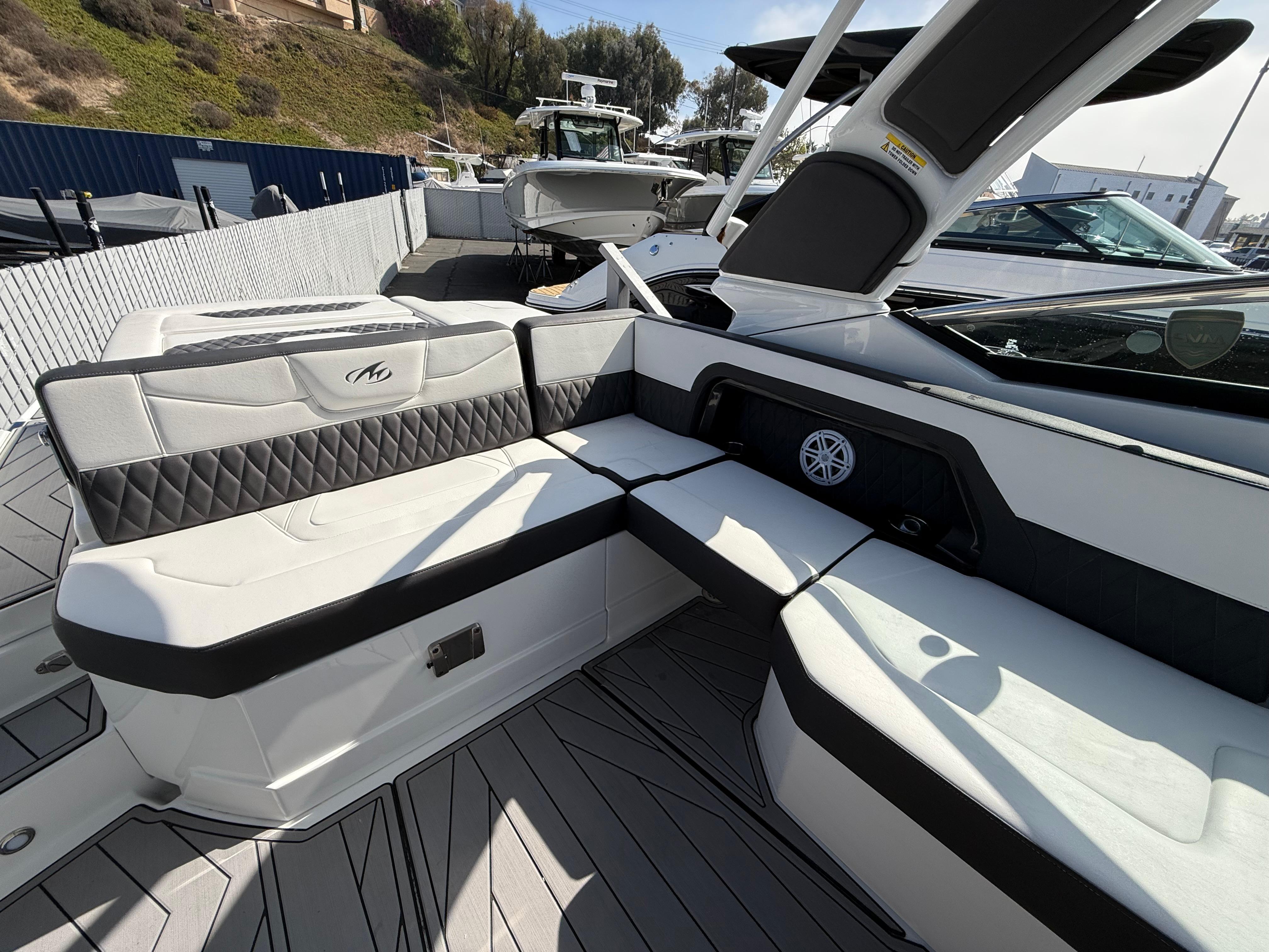 2021 Monterey 298SS #TMB412D inventory image at Sun Country Marine Group, Newport Beach 2021 Monterey 298SS #TMB412D inventory image at Sun Country Marine Group, Newport Beach