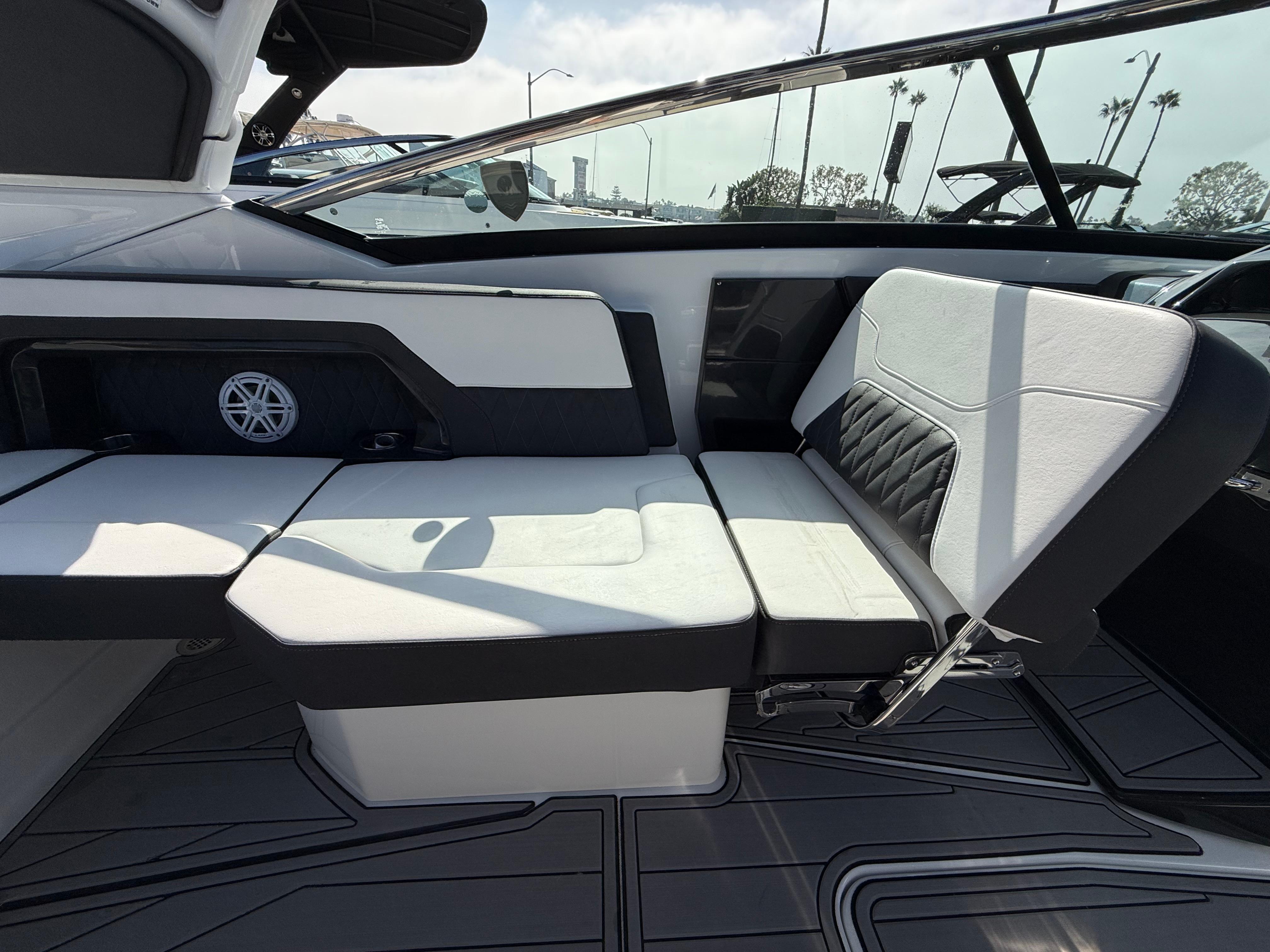 2021 Monterey 298SS #TMB412D inventory image at Sun Country Marine Group, Newport Beach 2021 Monterey 298SS #TMB412D inventory image at Sun Country Marine Group, Newport Beach