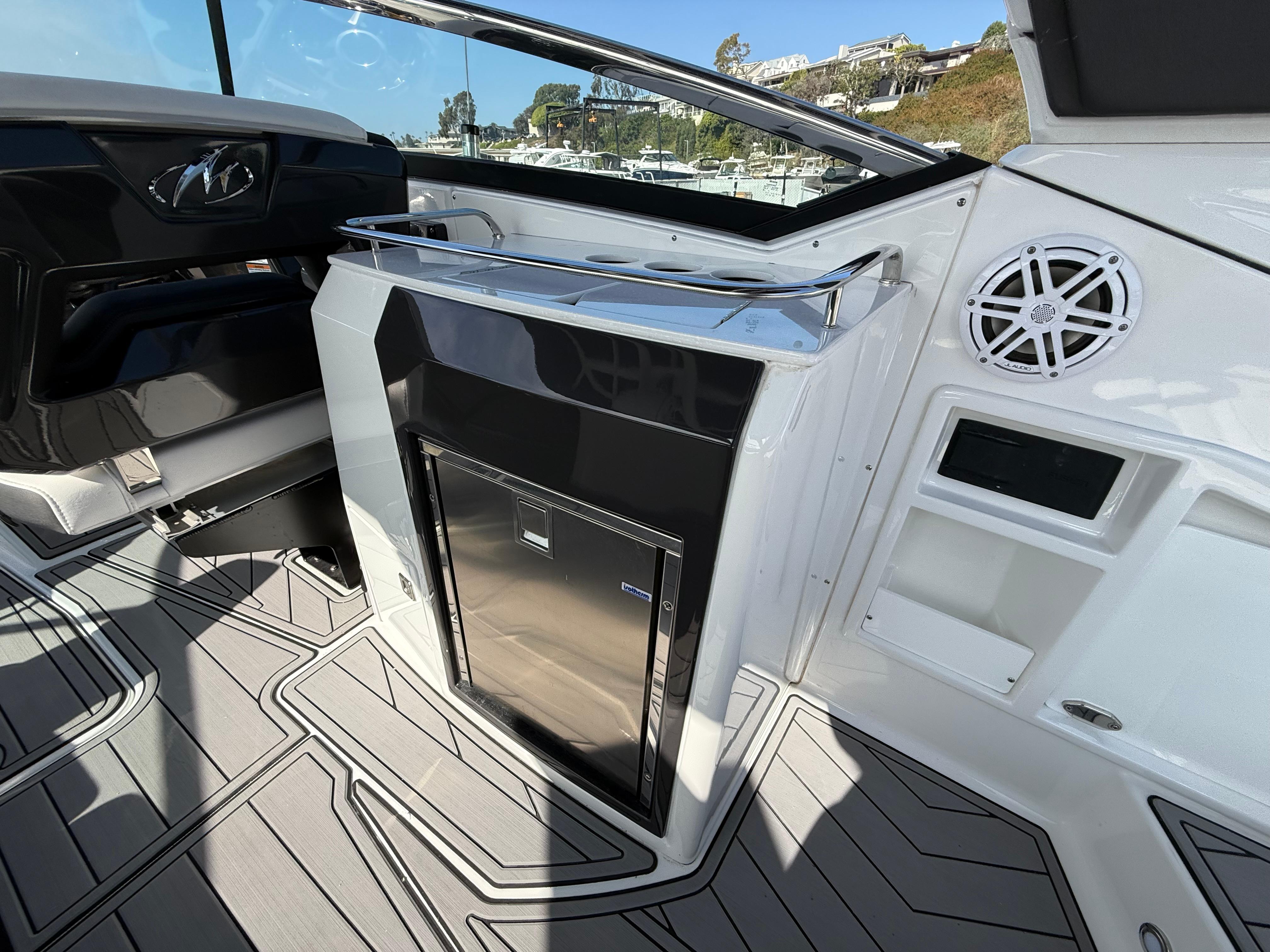 2021 Monterey 298SS #TMB412D inventory image at Sun Country Marine Group, Newport Beach 2021 Monterey 298SS #TMB412D inventory image at Sun Country Marine Group, Newport Beach
