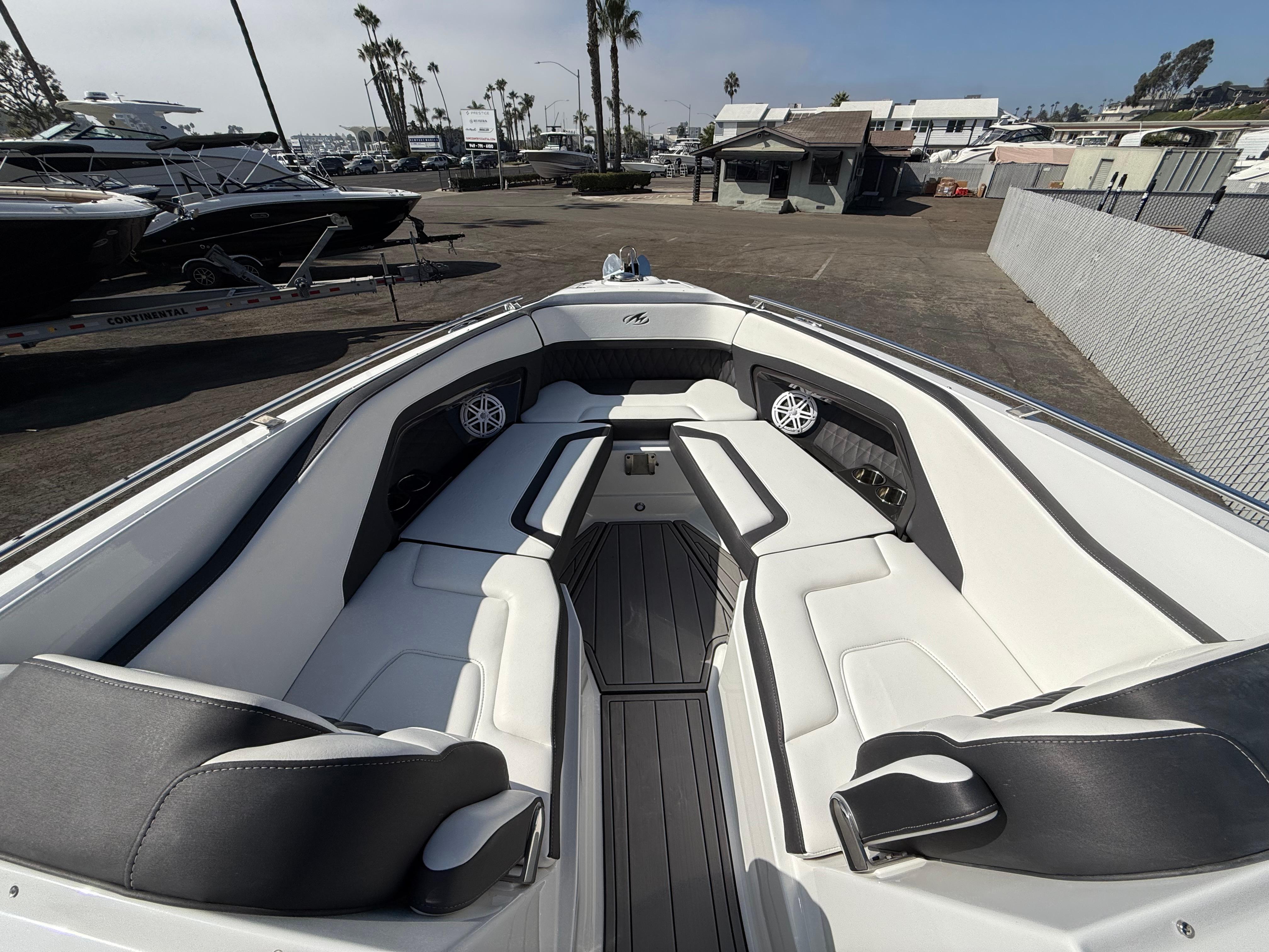2021 Monterey 298SS #TMB412D inventory image at Sun Country Marine Group, Newport Beach 2021 Monterey 298SS #TMB412D inventory image at Sun Country Marine Group, Newport Beach