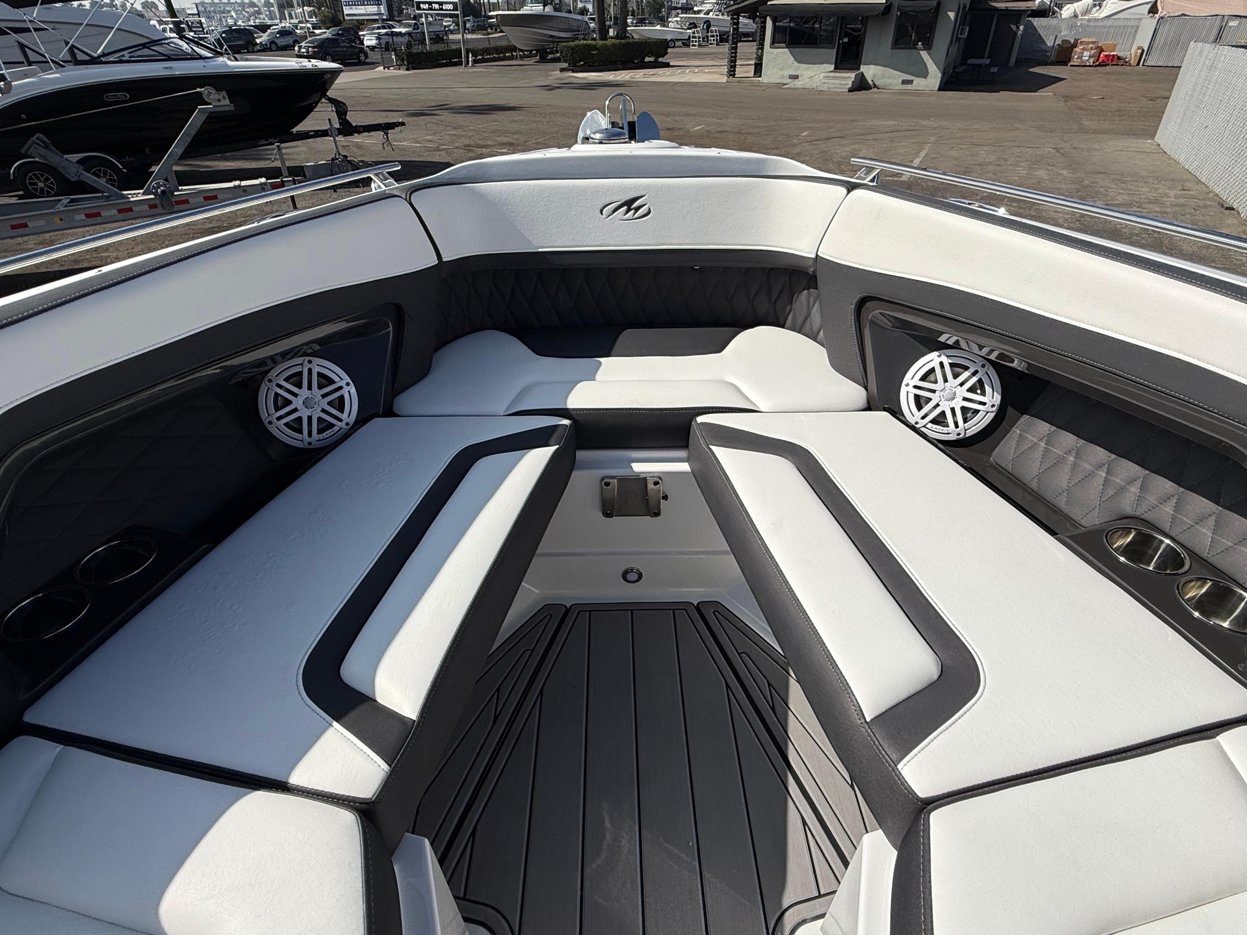 2021 Monterey 298SS #TMB412D inventory image at Sun Country Marine Group, Newport Beach 2021 Monterey 298SS #TMB412D inventory image at Sun Country Marine Group, Newport Beach