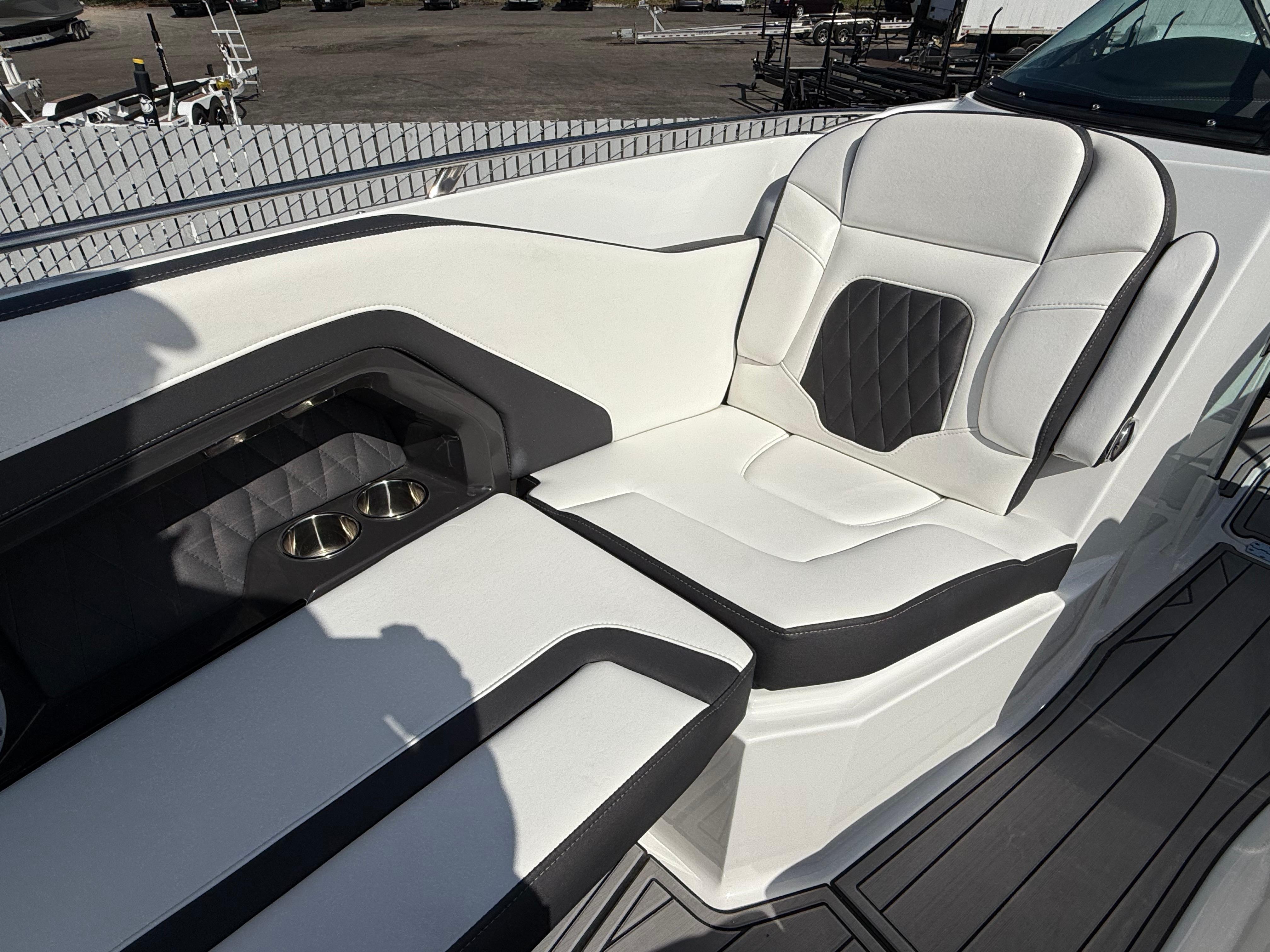 2021 Monterey 298SS #TMB412D inventory image at Sun Country Marine Group, Newport Beach 2021 Monterey 298SS #TMB412D inventory image at Sun Country Marine Group, Newport Beach