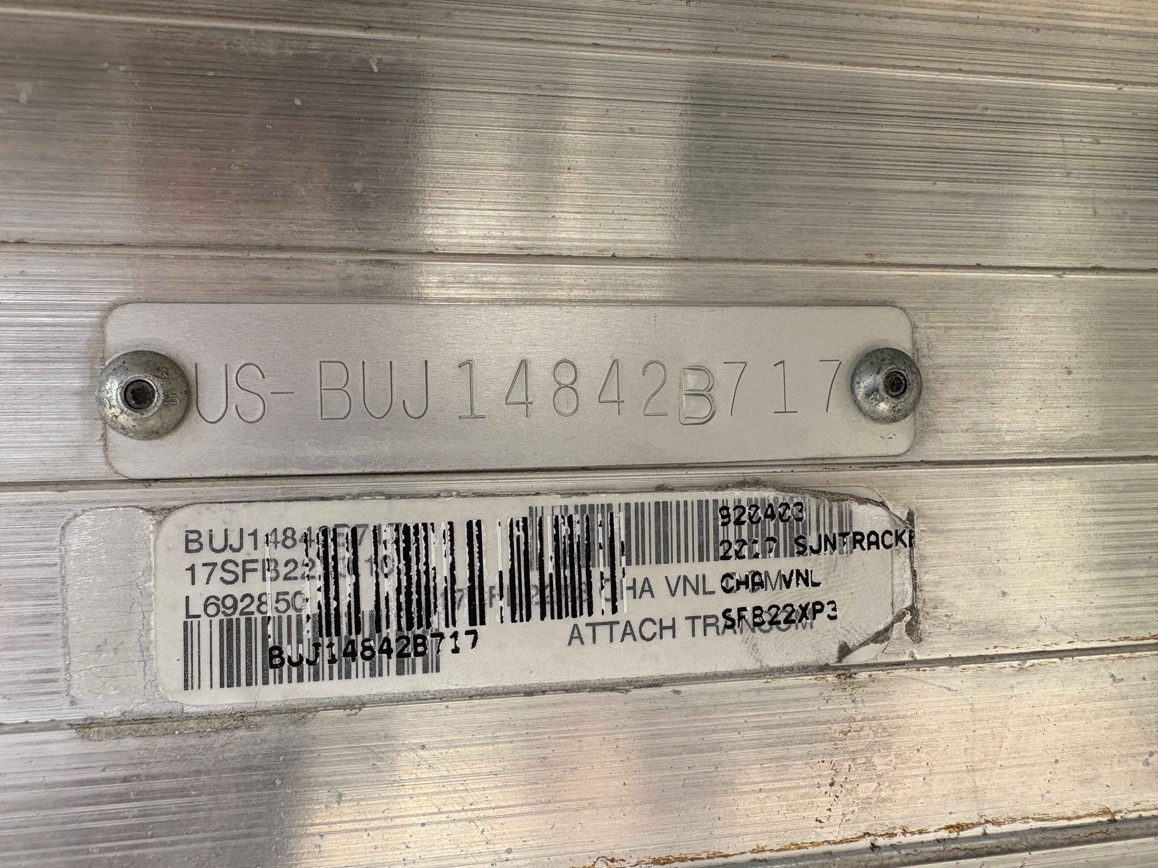 2017 Sun Tracker Fishin' Barge 22 DLX #TRW4842 inventory image at Sun Country Marine Group, Lake Havasu City, AZ 2017 Sun Tracker Fishin' Barge 22 DLX #TRW4842 inventory image at Sun Country Marine Group, Lake Havasu City, AZ