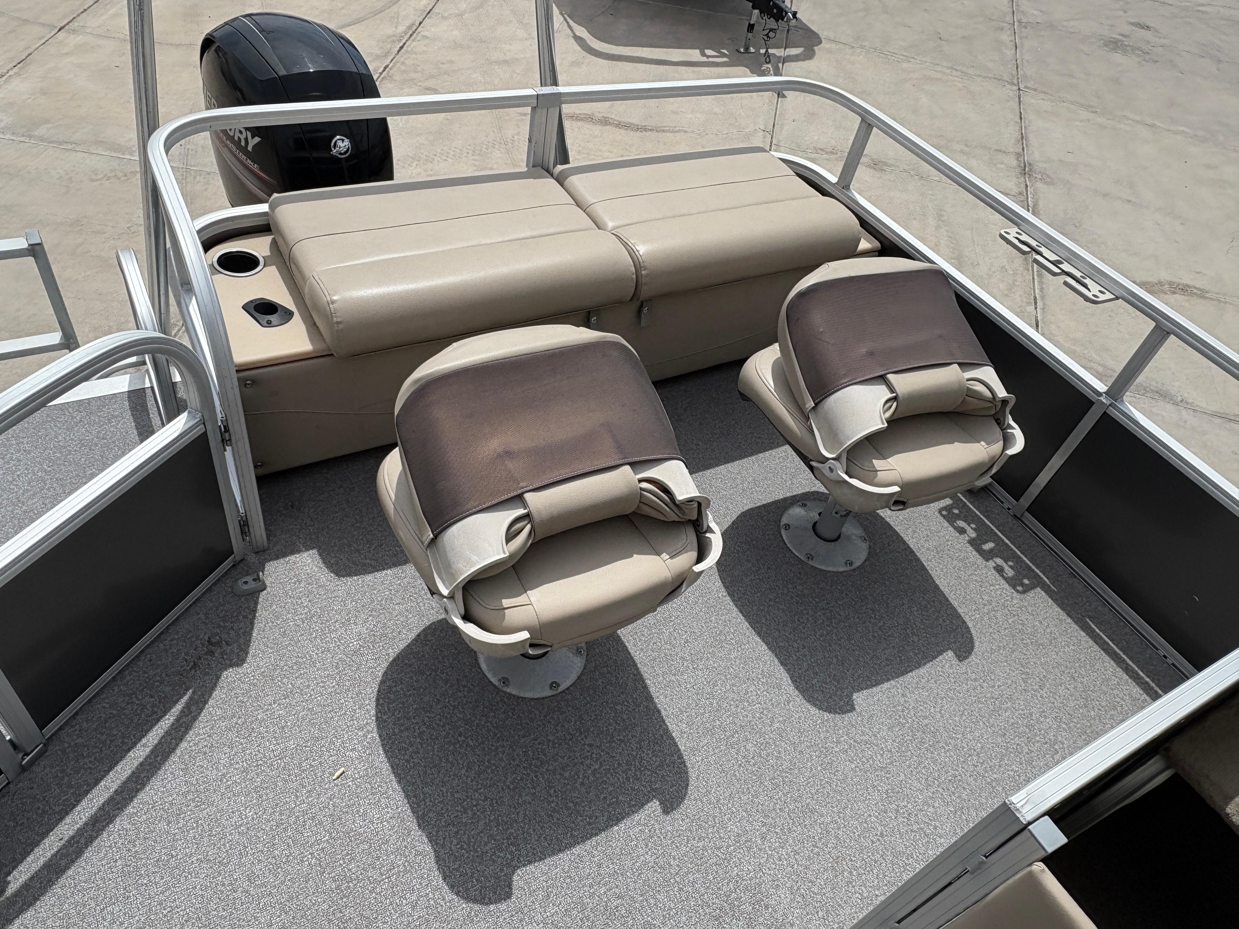 2017 Sun Tracker Fishin' Barge 22 DLX #TRW4842 inventory image at Sun Country Marine Group, Lake Havasu City, AZ 2017 Sun Tracker Fishin' Barge 22 DLX #TRW4842 inventory image at Sun Country Marine Group, Lake Havasu City, AZ