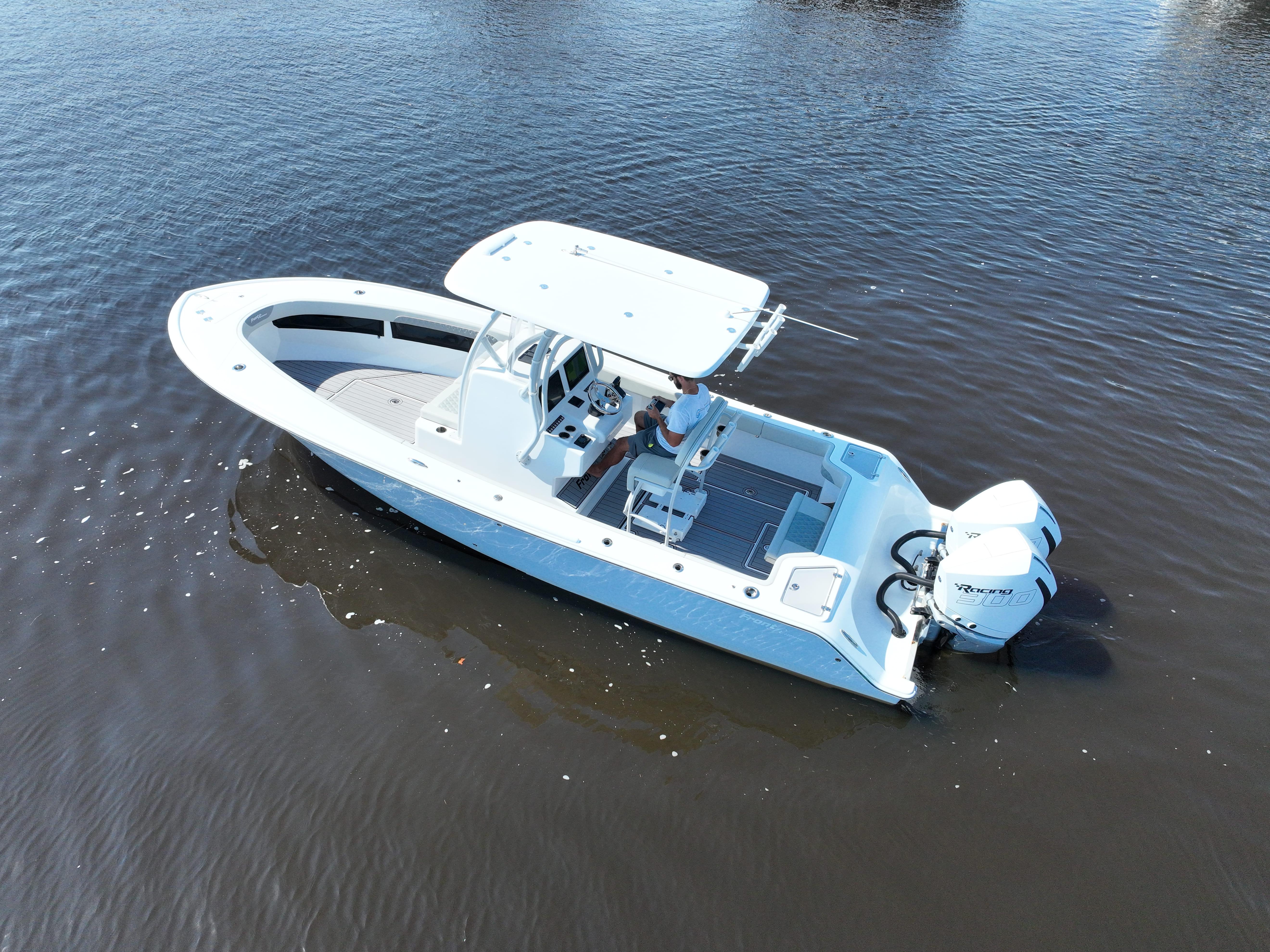 2023-front-runner-26-center-console-power-9714735-20250313131044513-1_XLARGE
