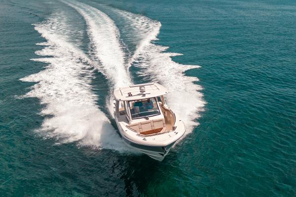 36' Boston Whaler, Listing Number 100916704, Image No. 34