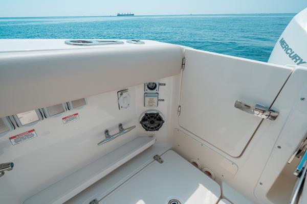36' Boston Whaler, Listing Number 100916704, Image No. 27