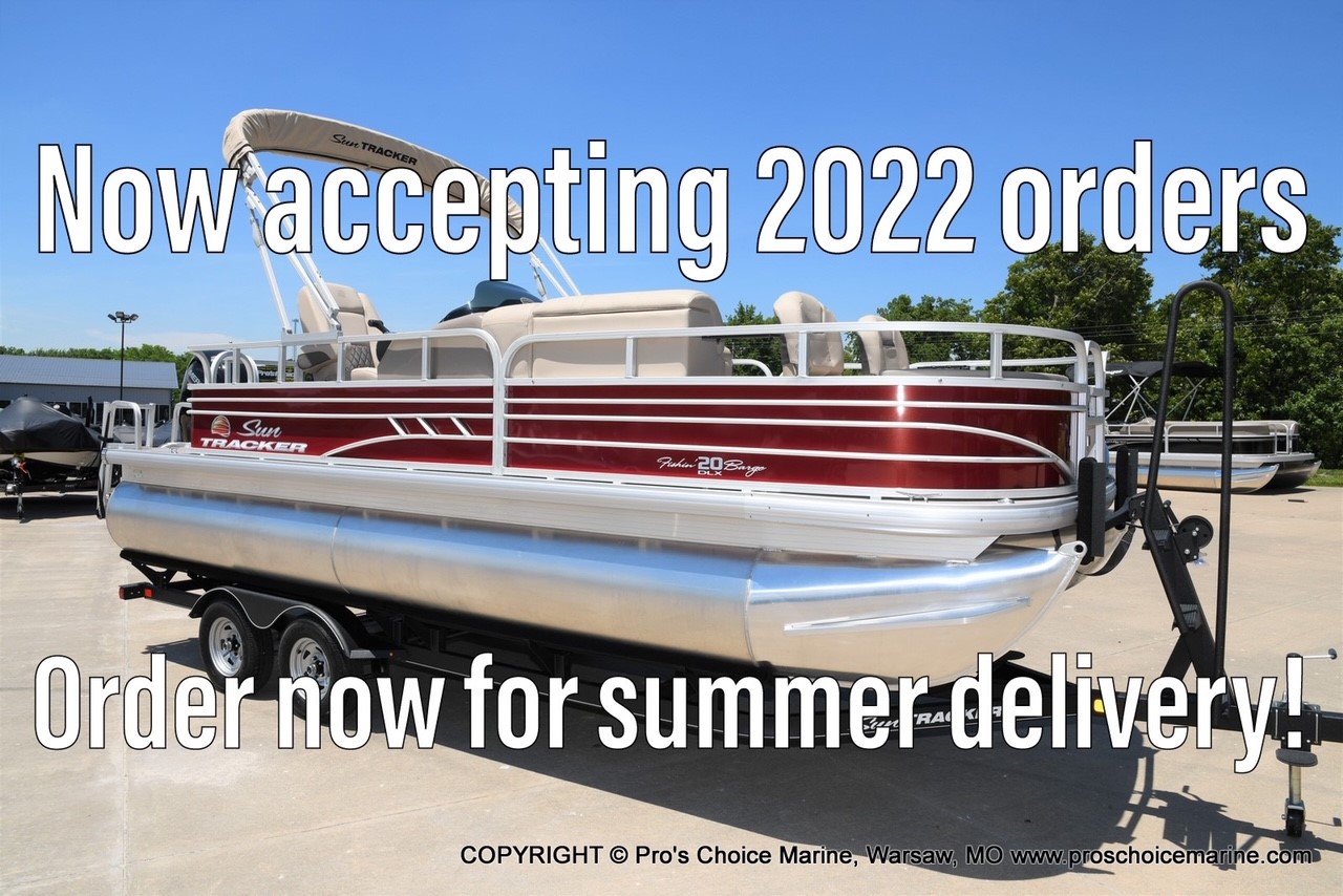 2022 Sun Tracker boat for sale, model of the boat is Fishin Barge 20 DLX & Image # 1 of 2