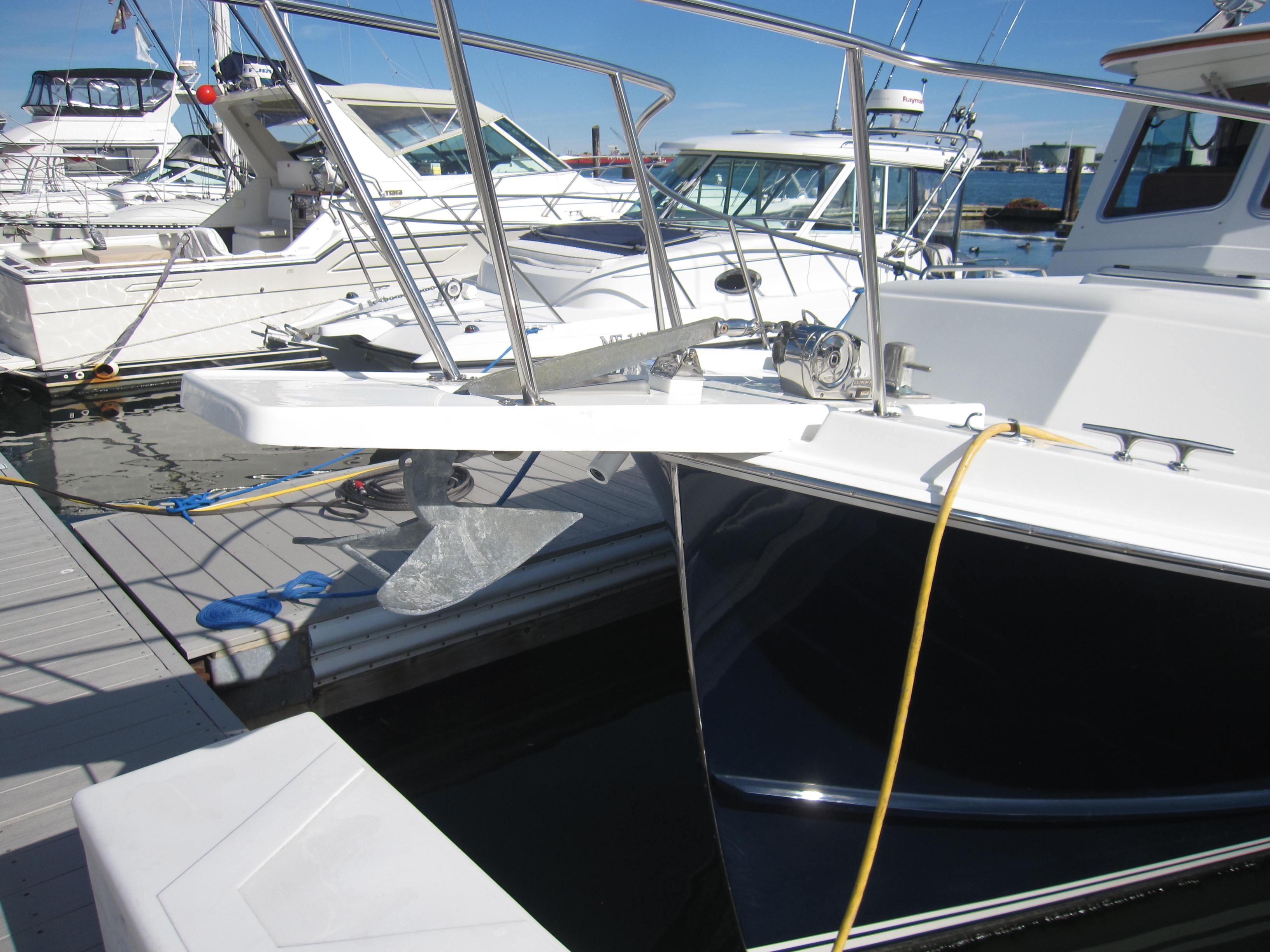 1990 Blue Seas 31 Hardtop Cruiser docked at marina