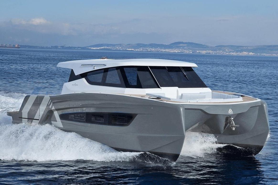 2026 Aventura 38 Sport Coupe