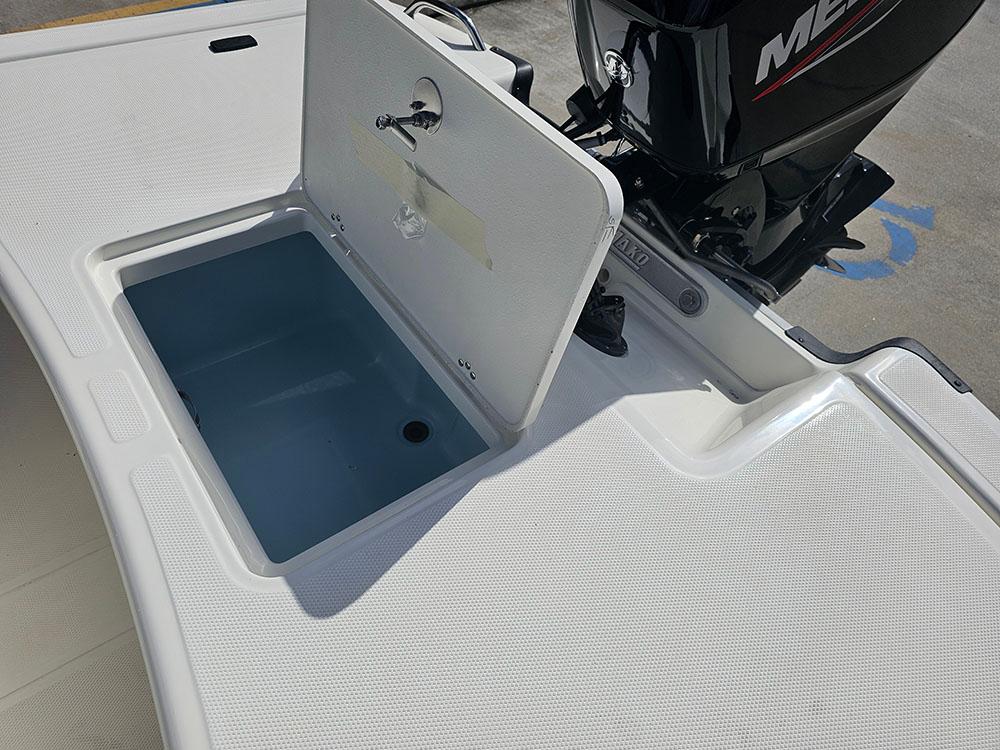2025 Mako Pro Skiff 17 CC