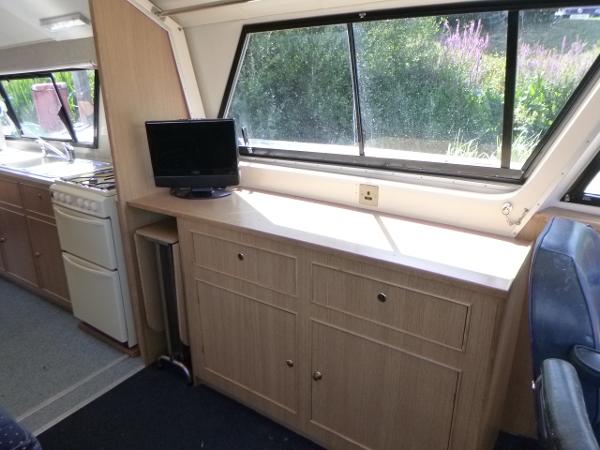 2004 Alpha Craft 35