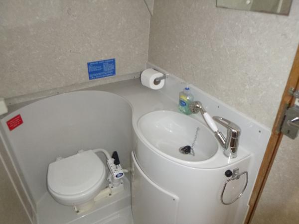 2004 Alpha Craft 35
