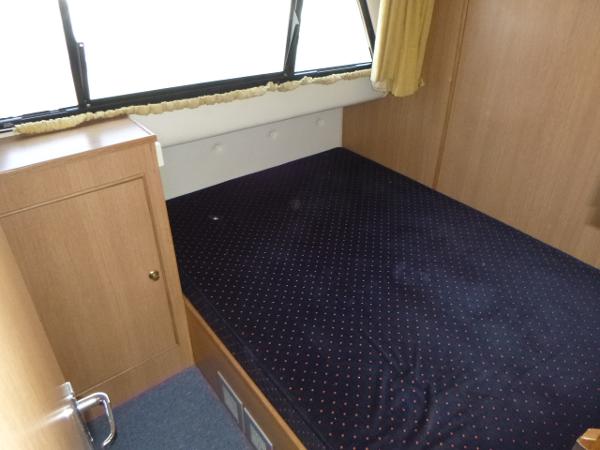 2004 Alpha Craft 35