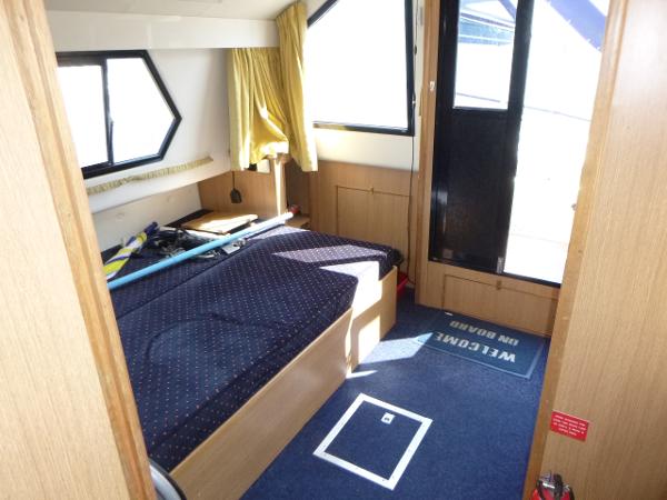 2004 Alpha Craft 35