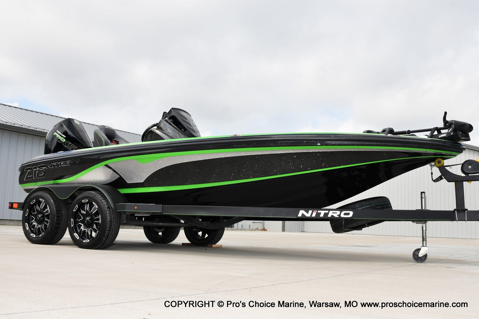 2019 Nitro boat for sale, model of the boat is Z18 w/175HP Mercury Pro-XS 4 Stroke & Image # 1 of 50