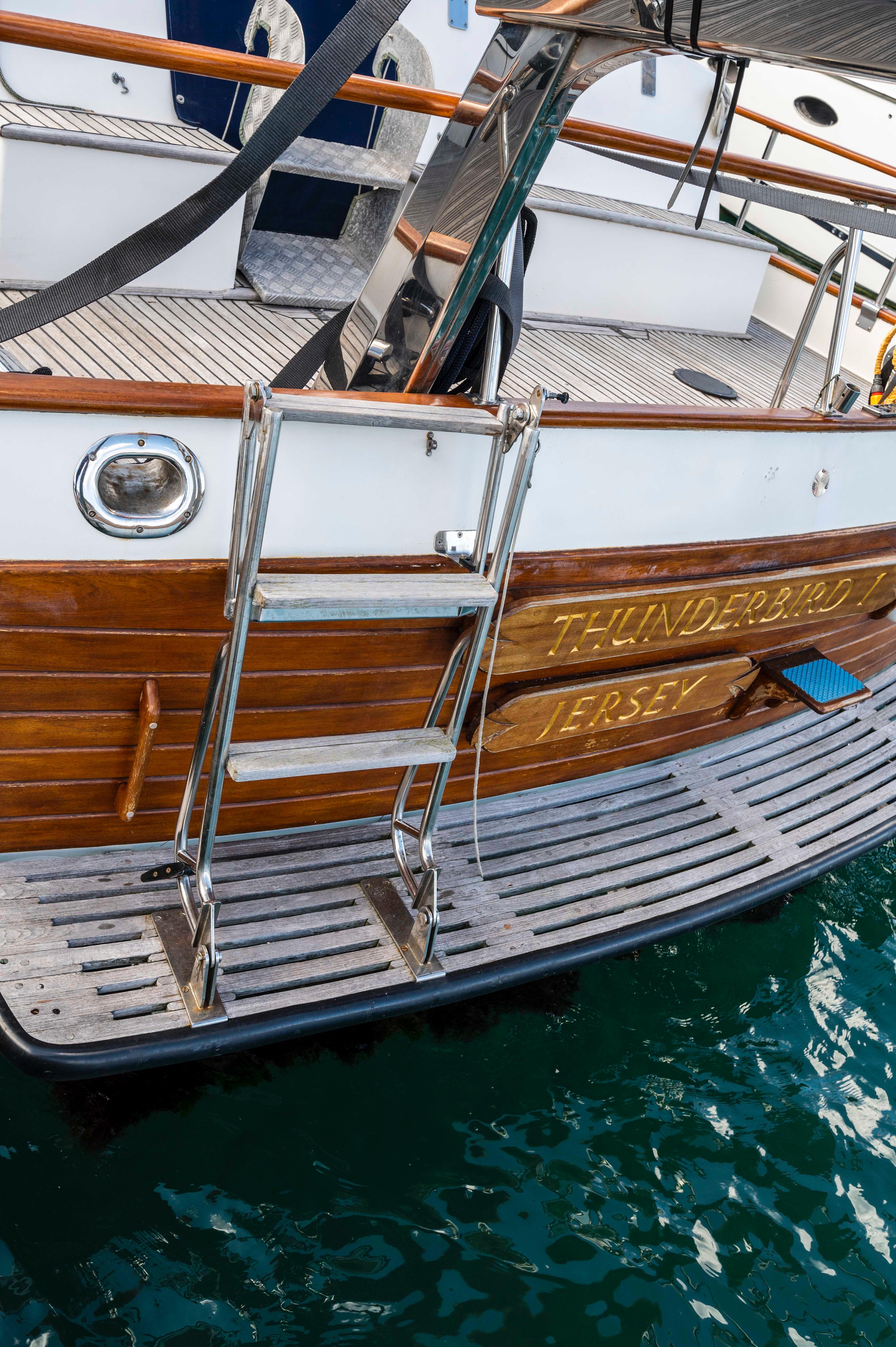 Grand Banks 42 Classic