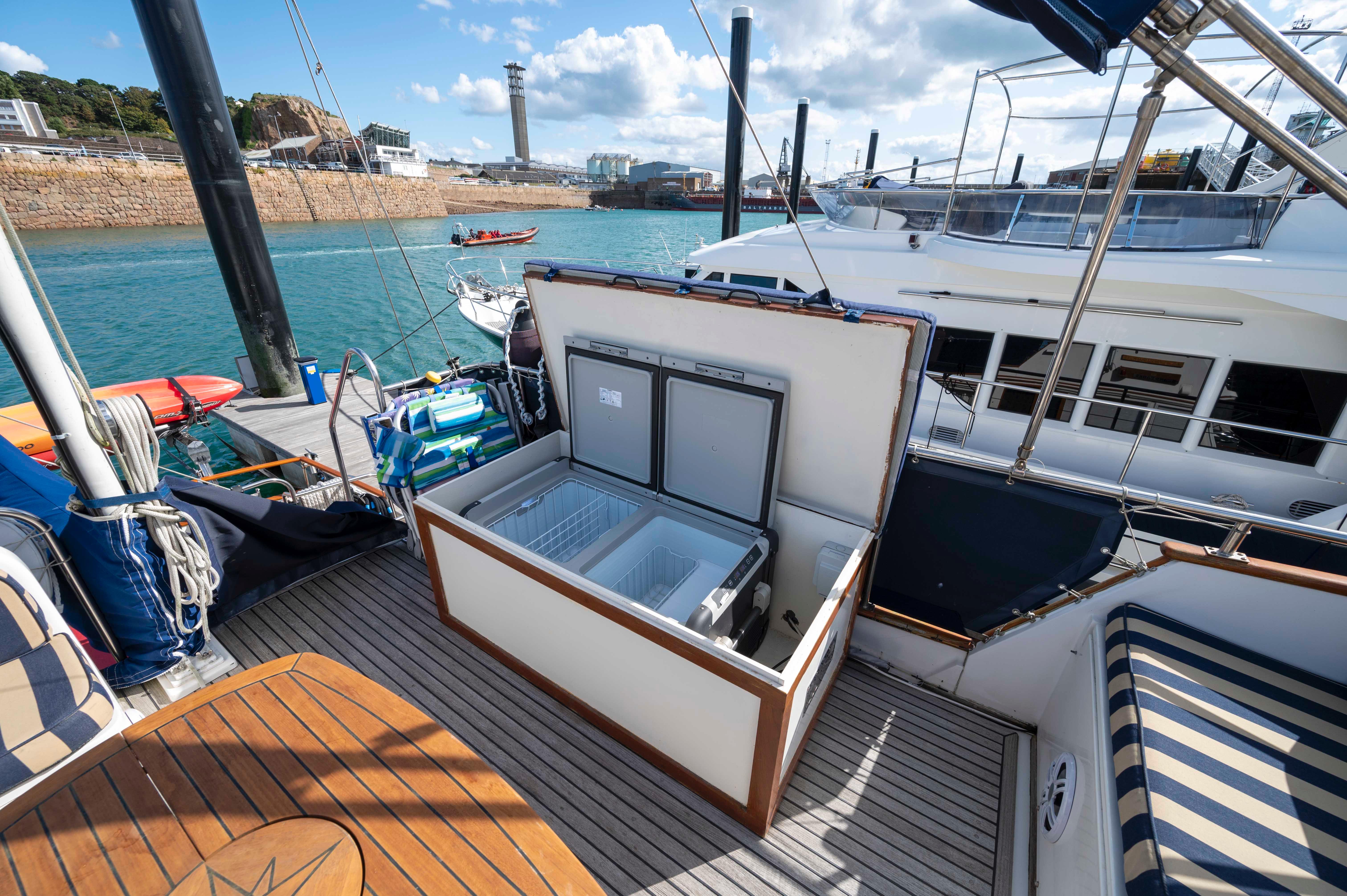 Grand Banks 42 Classic
