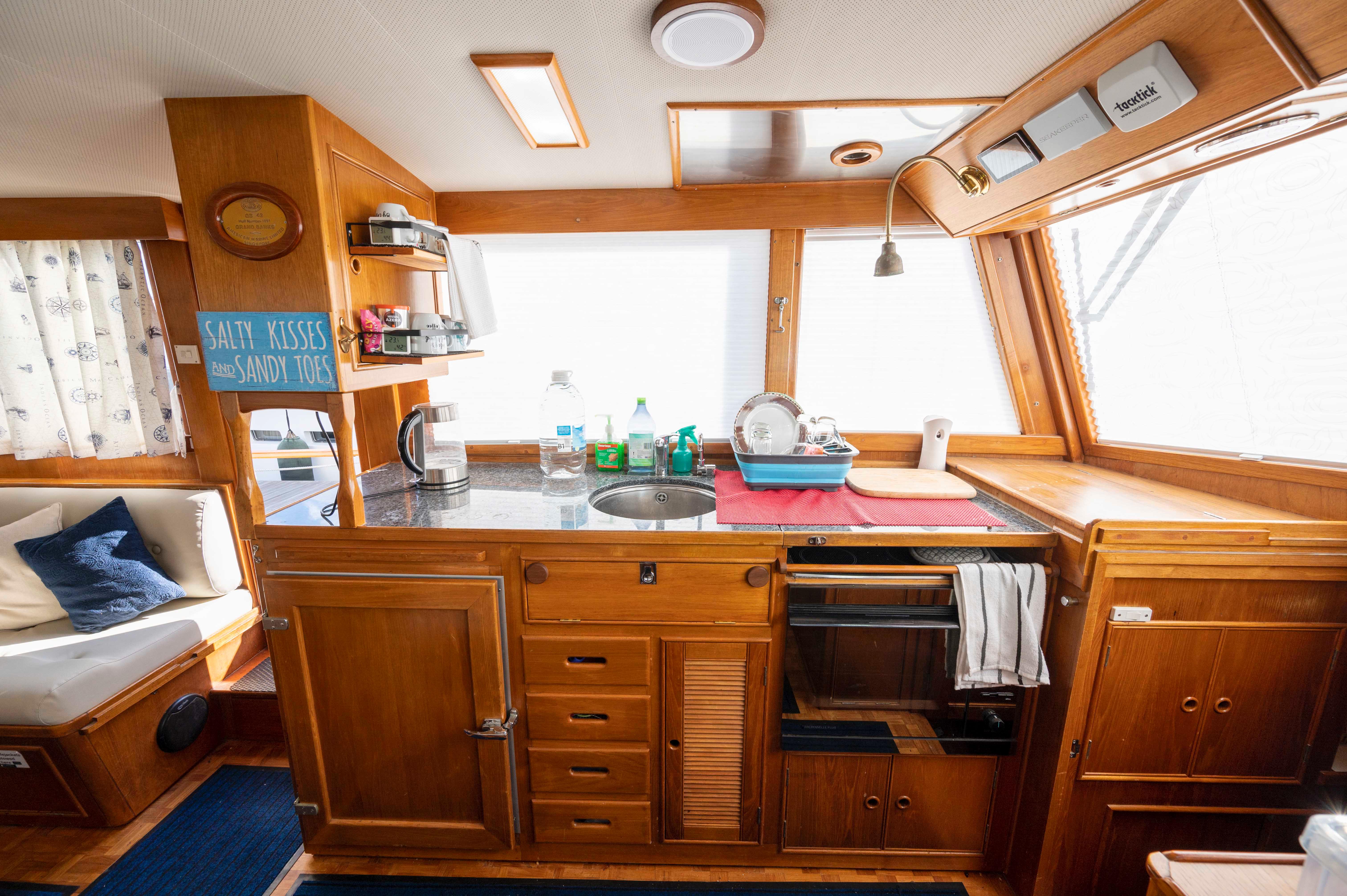 Grand Banks 42 Classic