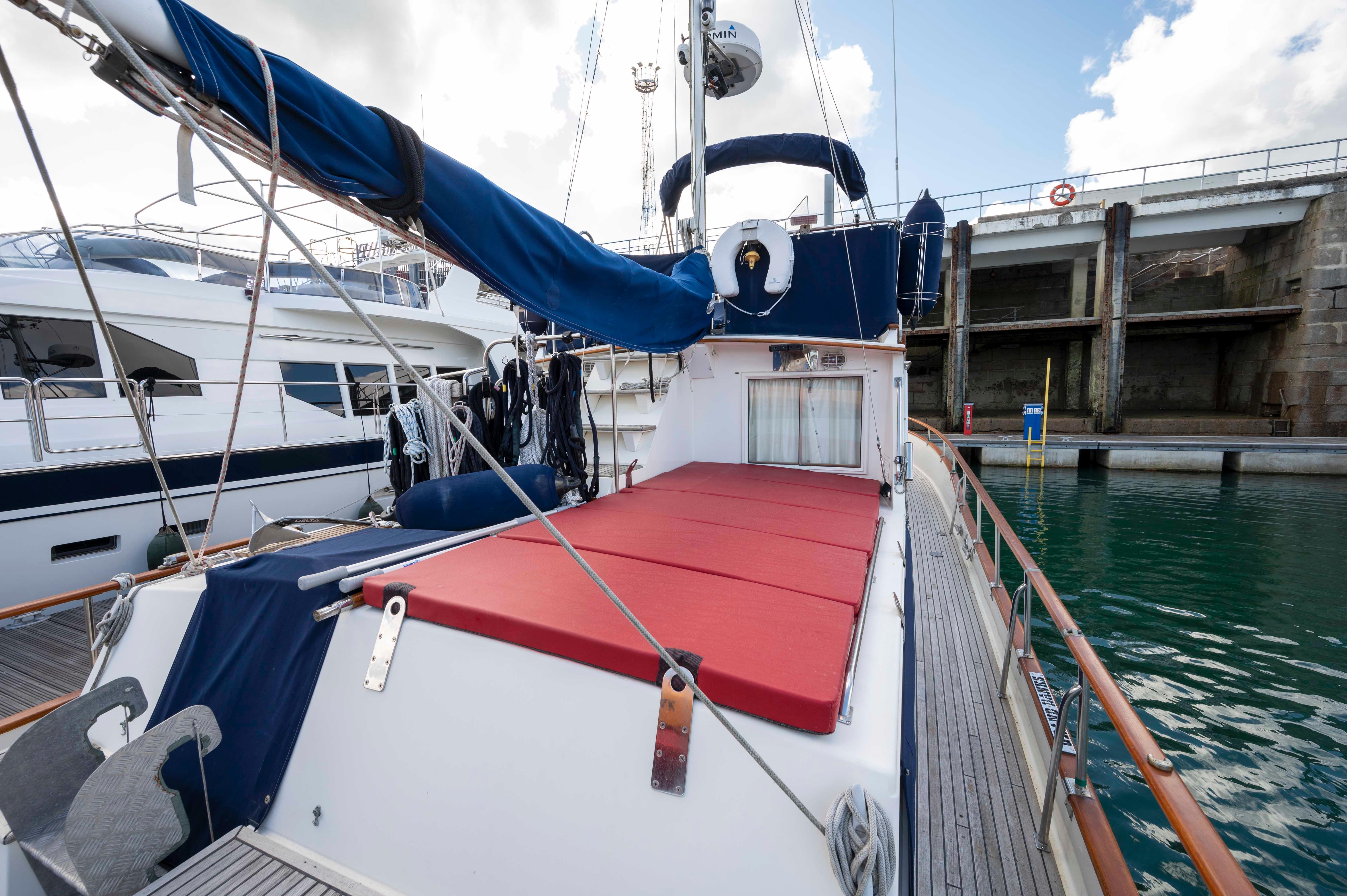 Grand Banks 42 Classic