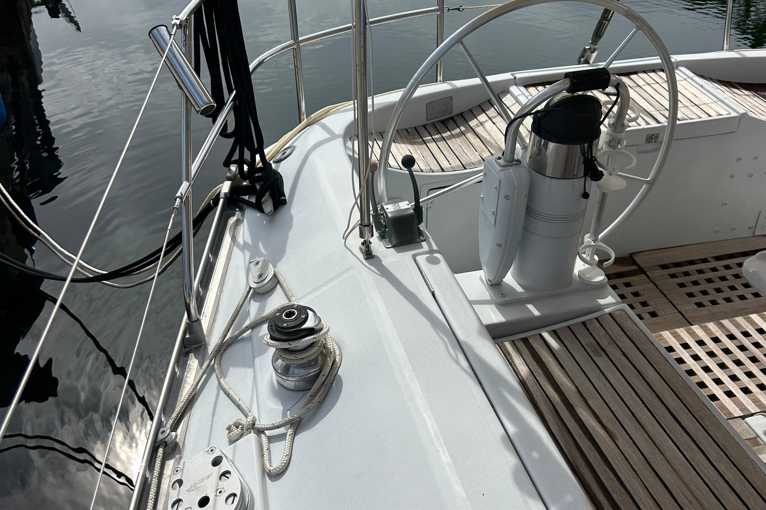 Yacht Photos Pics