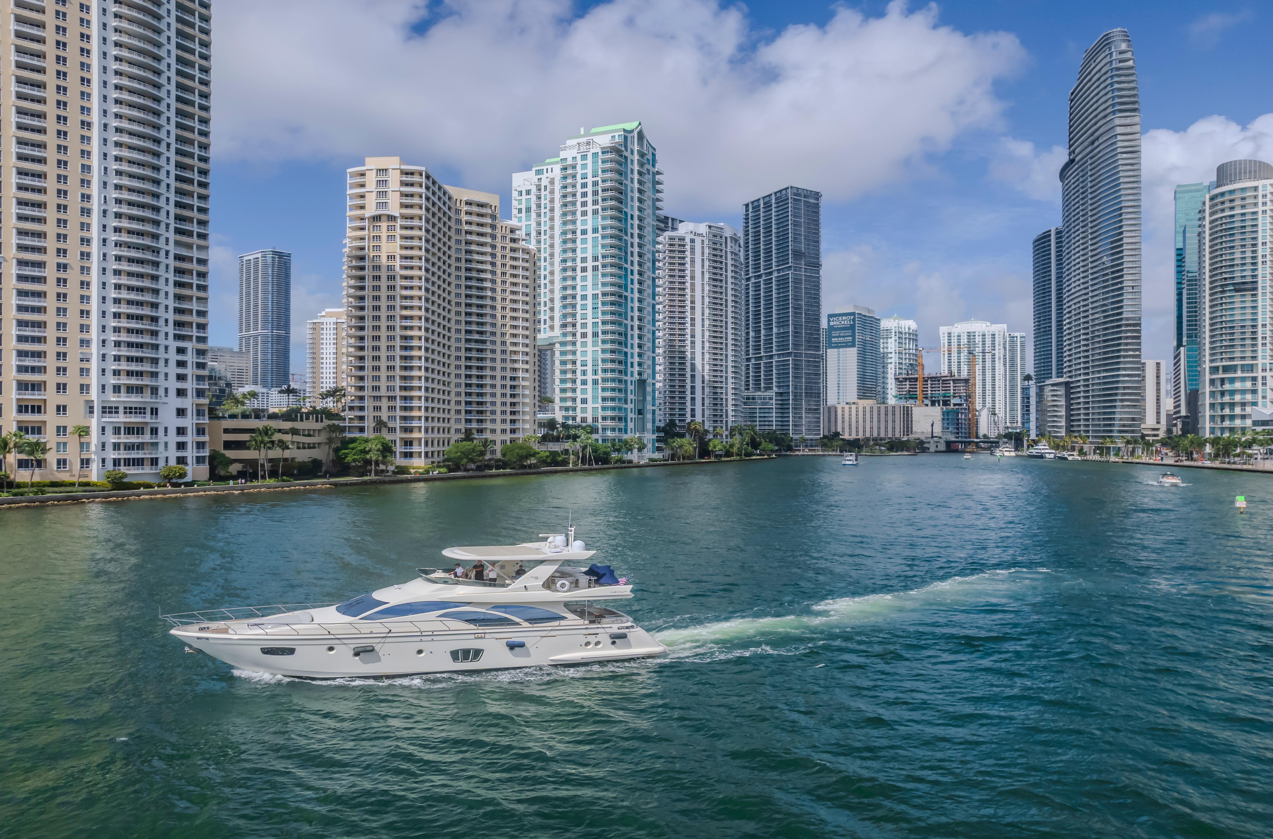 2008-azimut-flybridge-power-9864763-20250714103005877-1