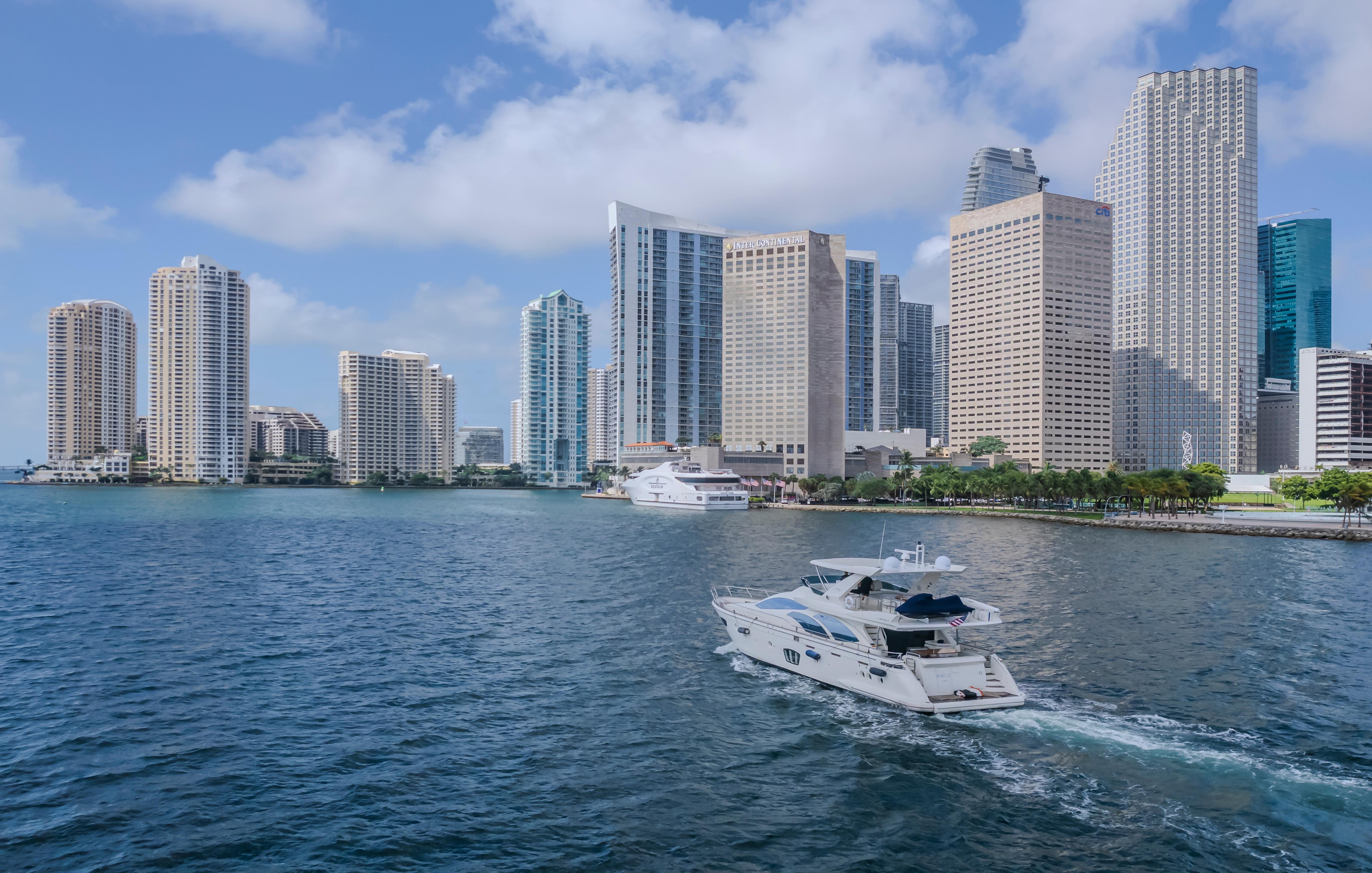 2008-azimut-flybridge-power-9864763-20250714103315605-1