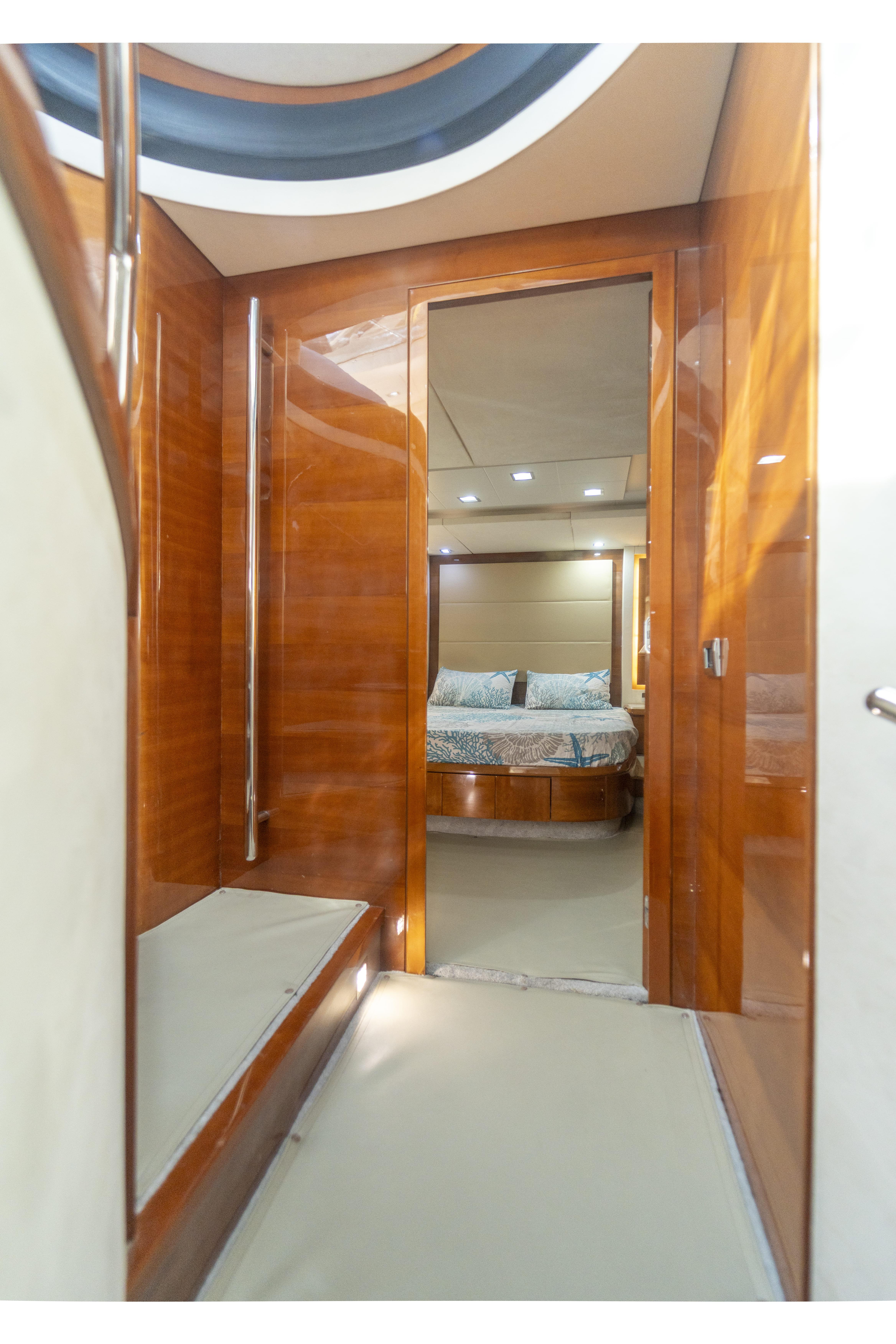 2008-azimut-flybridge-power-9864763-20250714111844641-1