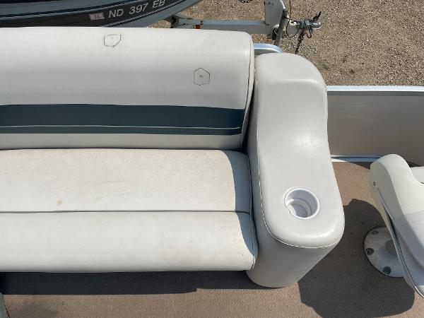 2005 Leisure boat for sale, model of the boat is 2123 & Image # 8 of 13