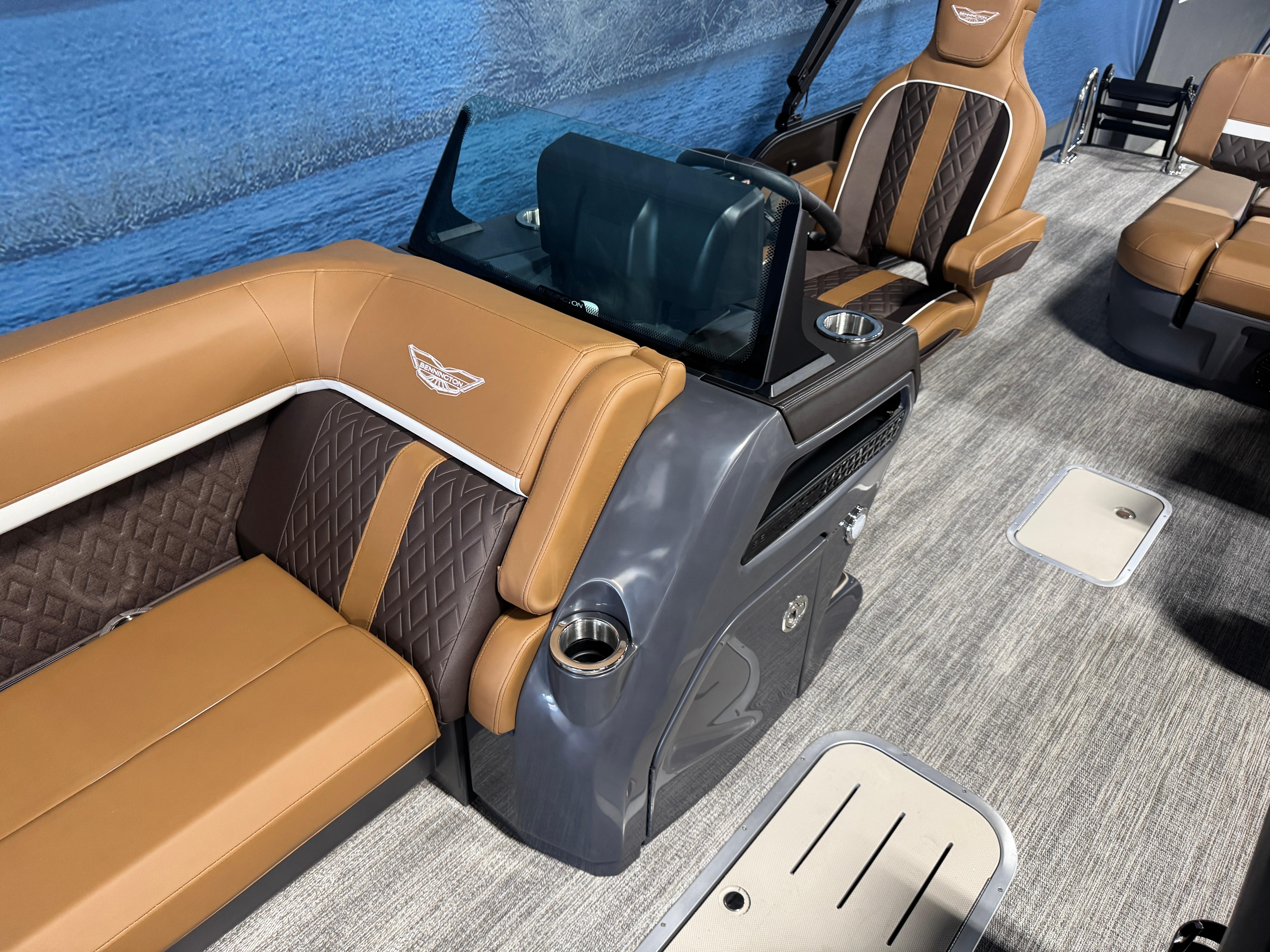2025 Bennington 24 MSB #B2082K inventory image at Sun Country Marine Group, Irvine 2025 Bennington 24 MSB #B2082K inventory image at Sun Country Marine Group, Irvine